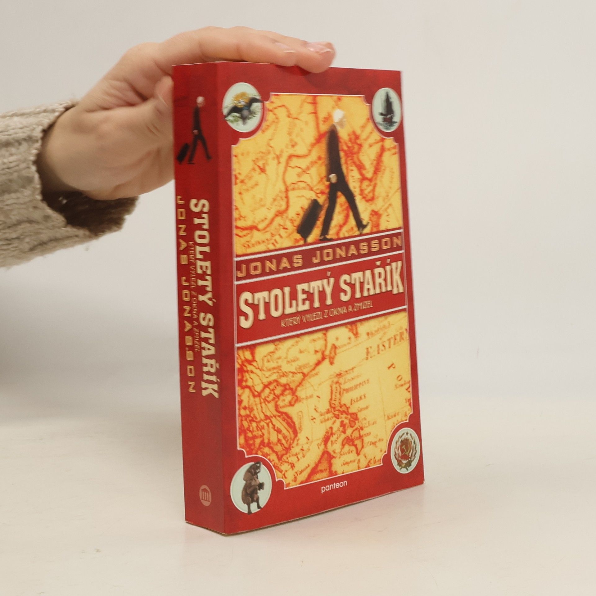 Stoletý stařík, který vylezl z okna a zmizel