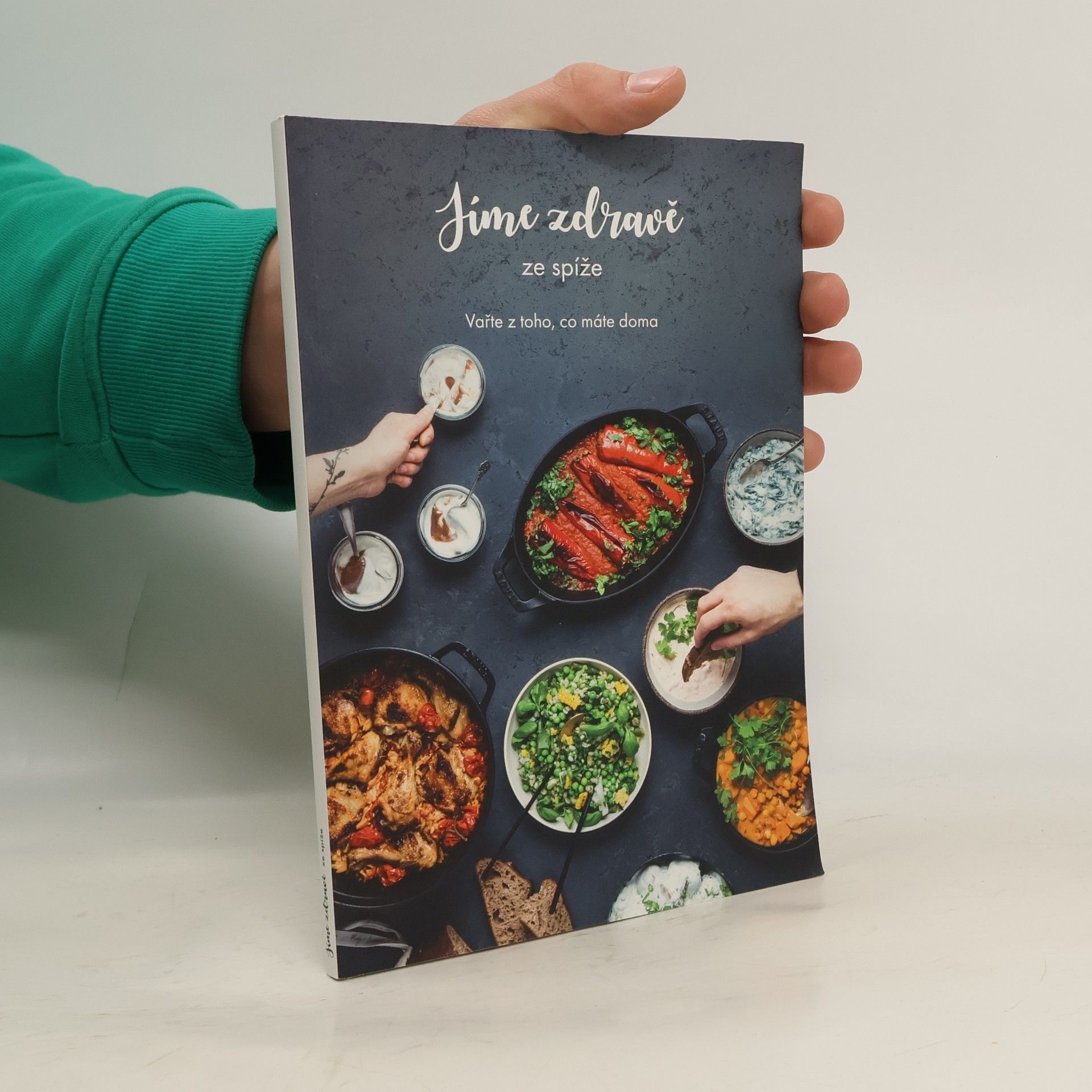 AA.VV. Jíme zdravě ze spíže
