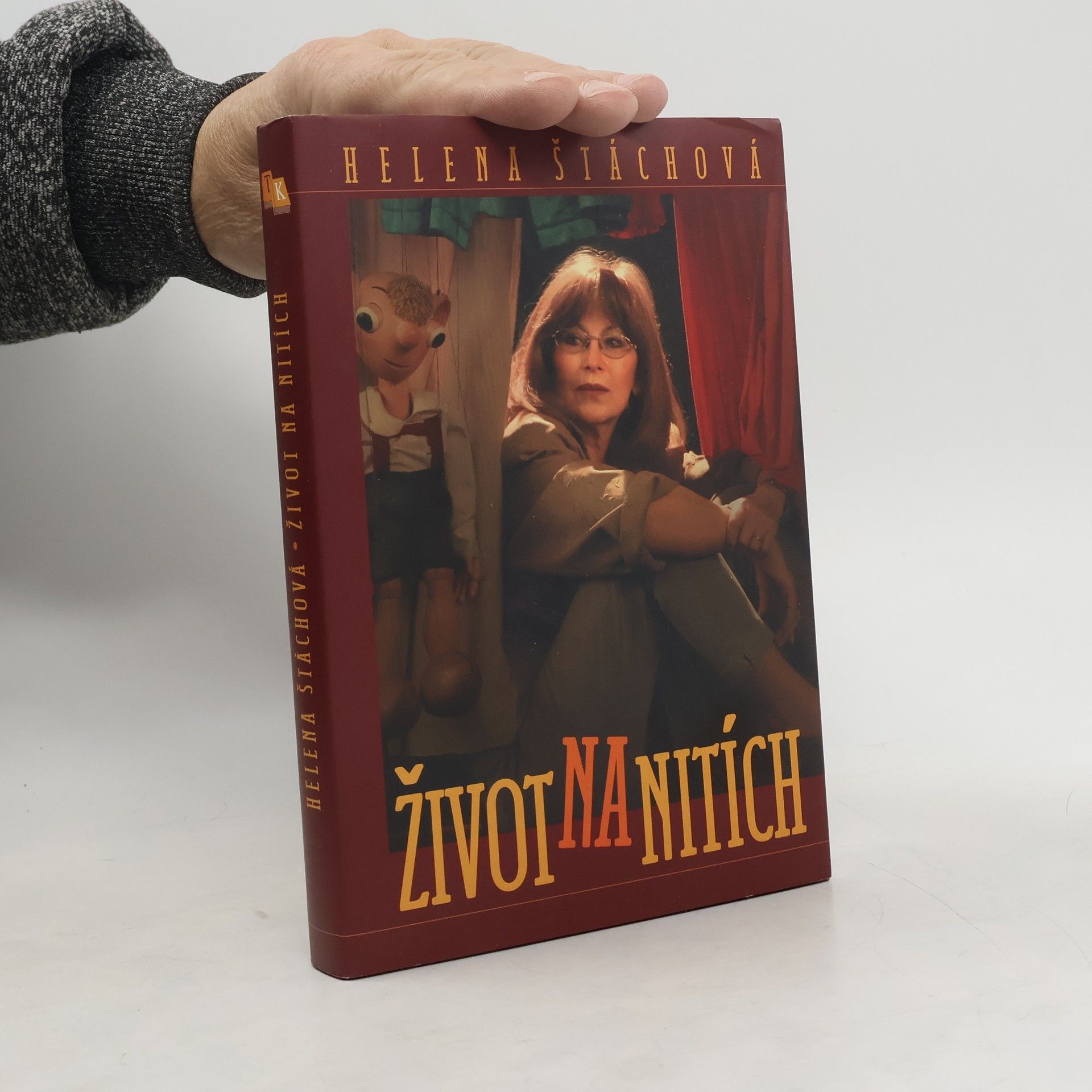 Helena Stachová Život na nitích