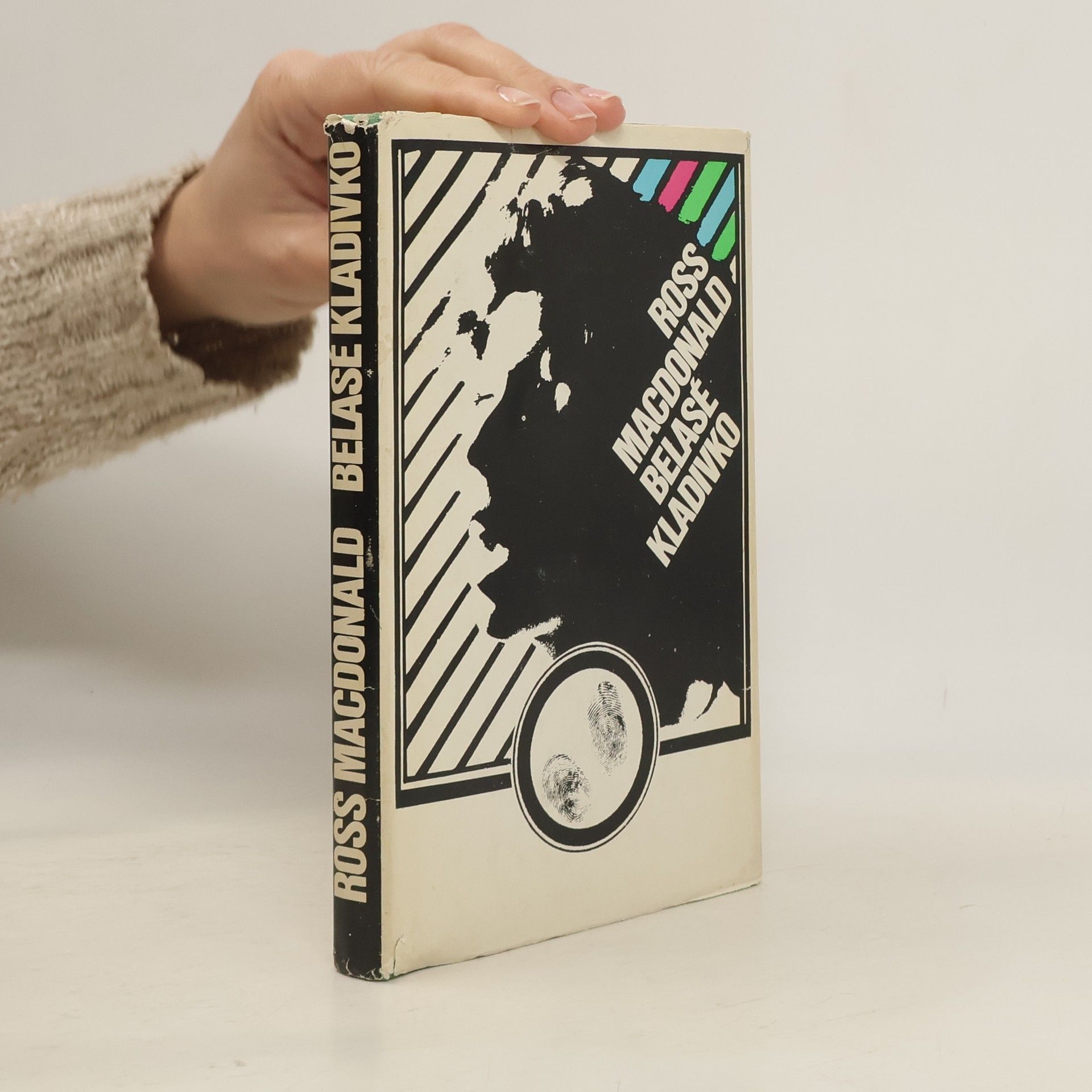 Ross Macdonald Belasé kladivko