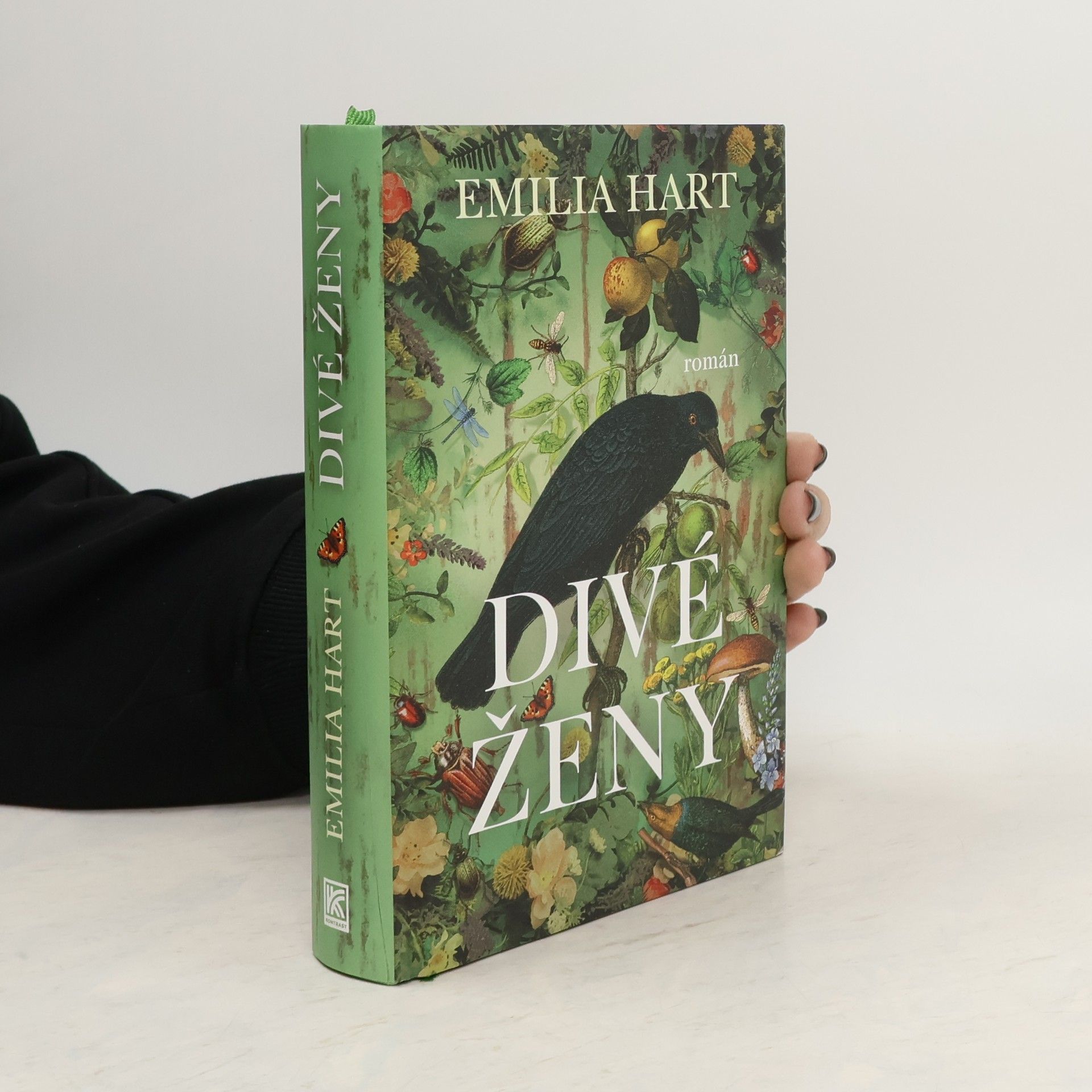 Emilia Hart Divé ženy