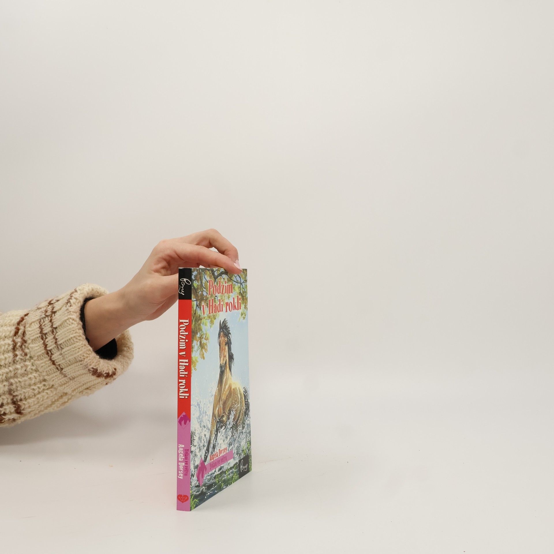 Angela Dorsey Podzim v Hadí rokli