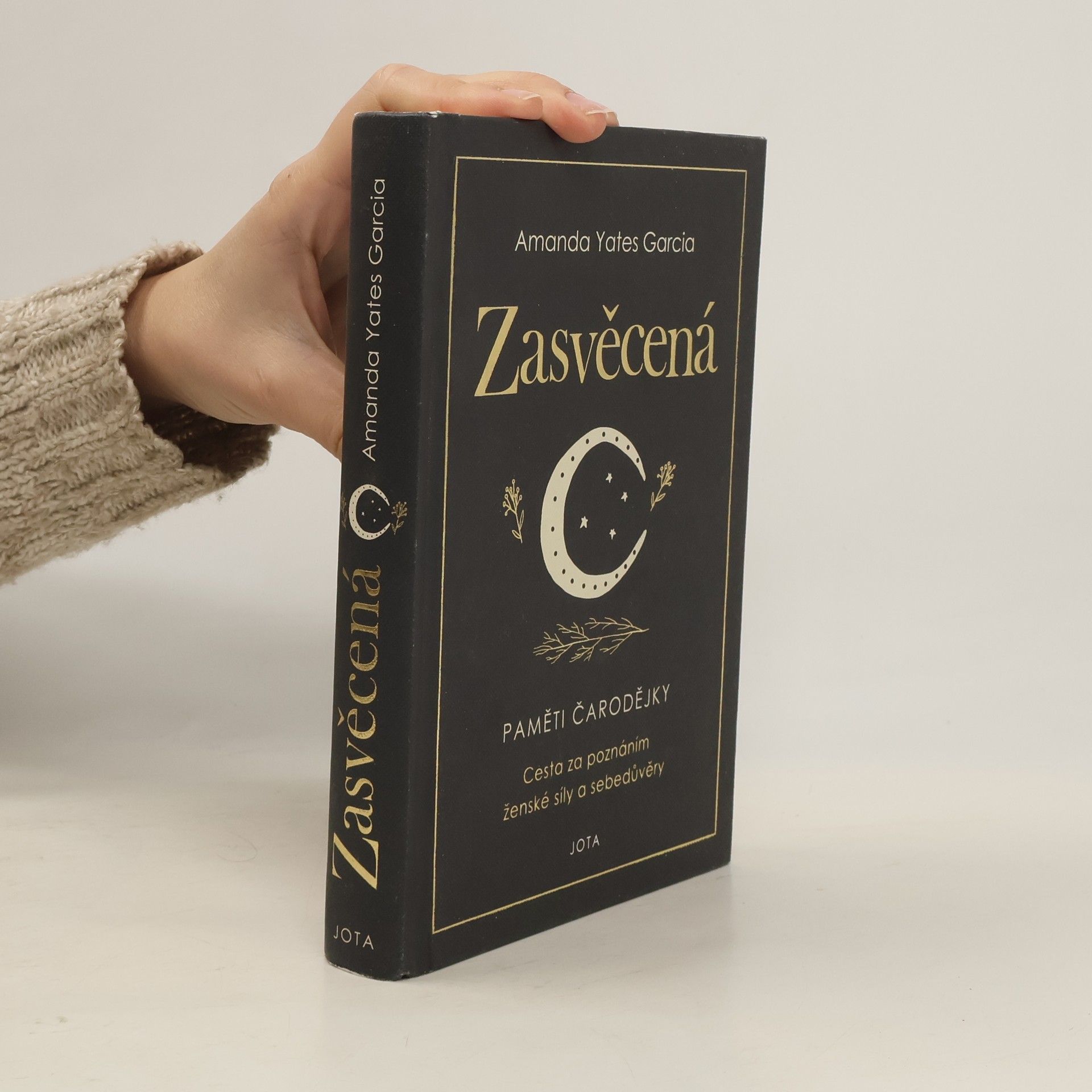 Zasvěcená : paměti čarodějky