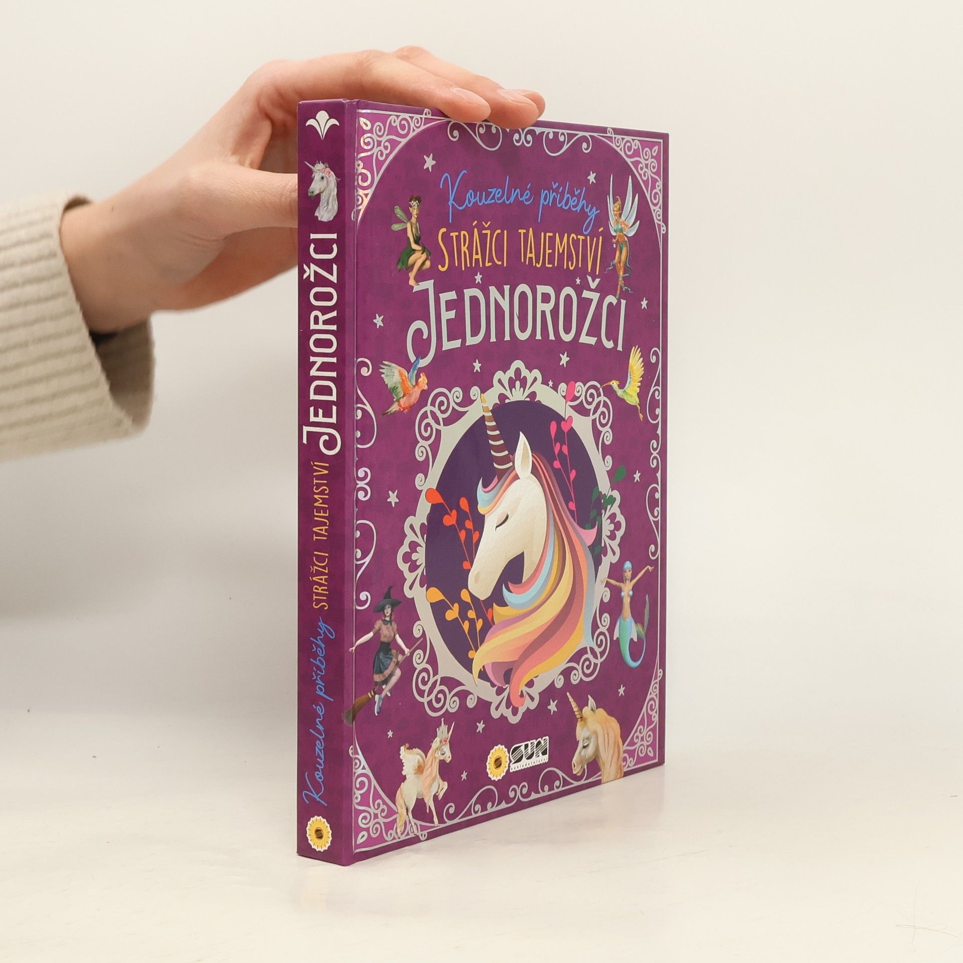 Barbora Kalvodová Jednorožci. Strážci tajemství