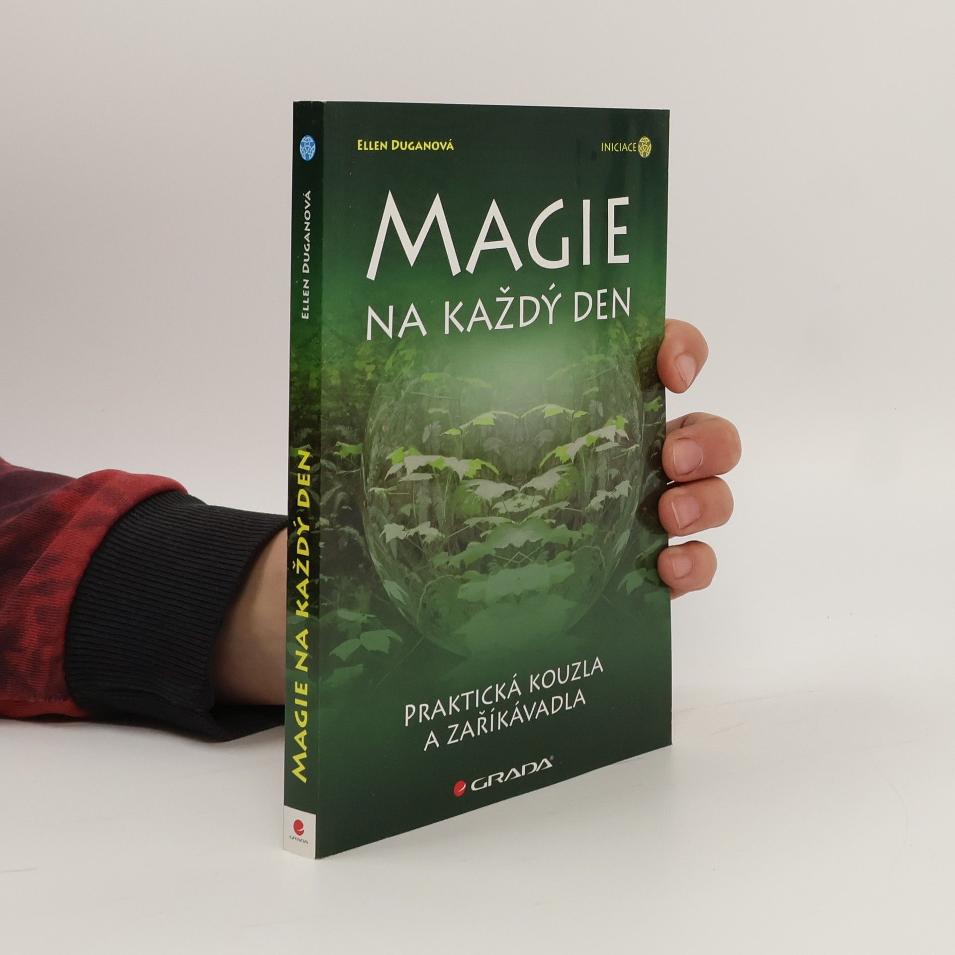 Ellen Dugan Magie na každý den : praktická kouzla a zaříkávadla