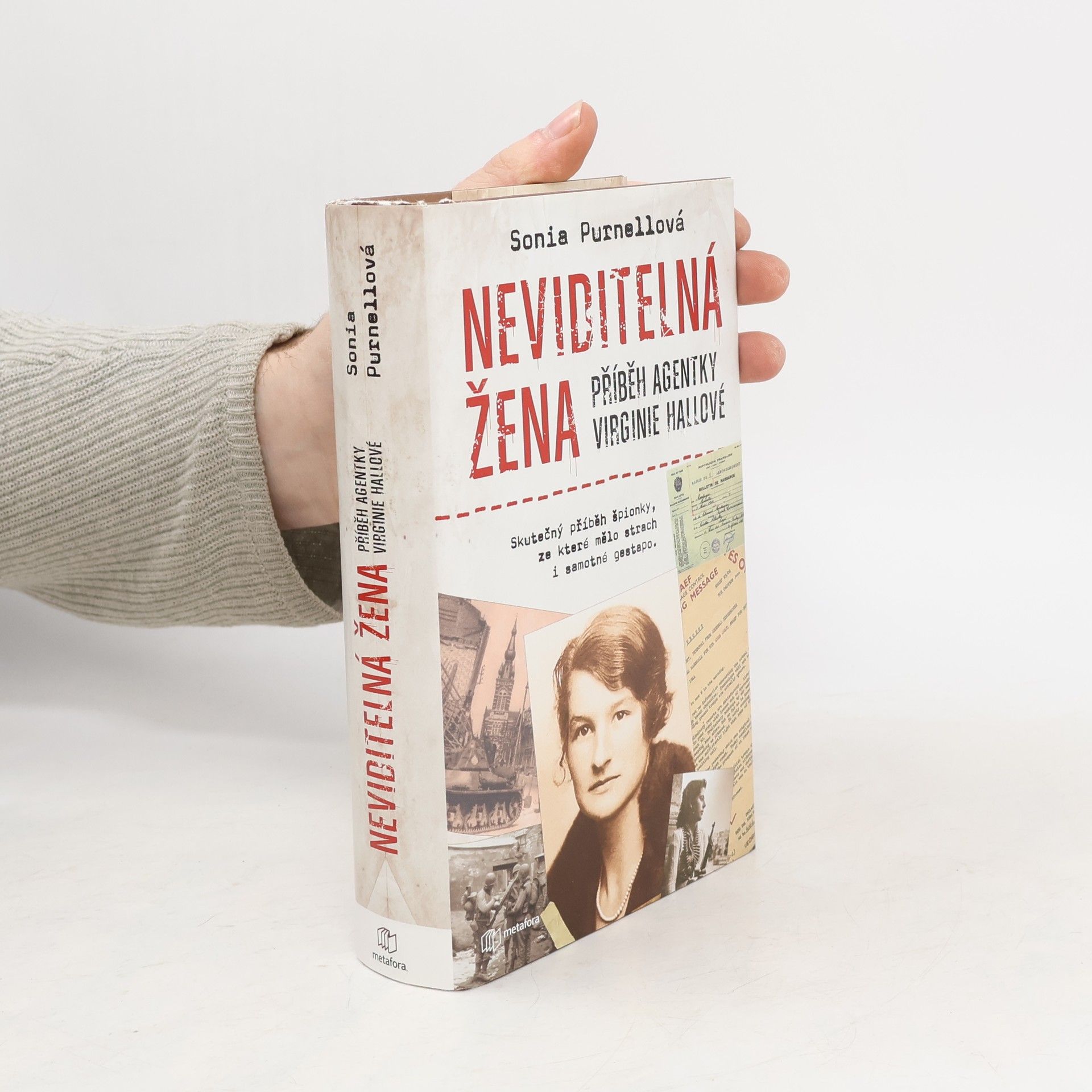 Neviditelná žena: Příběh agentky Virginie Hallové