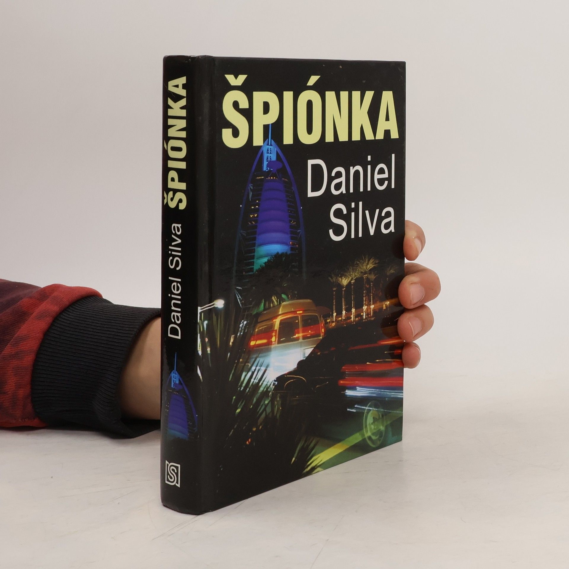 Daniel Silva Špiónka