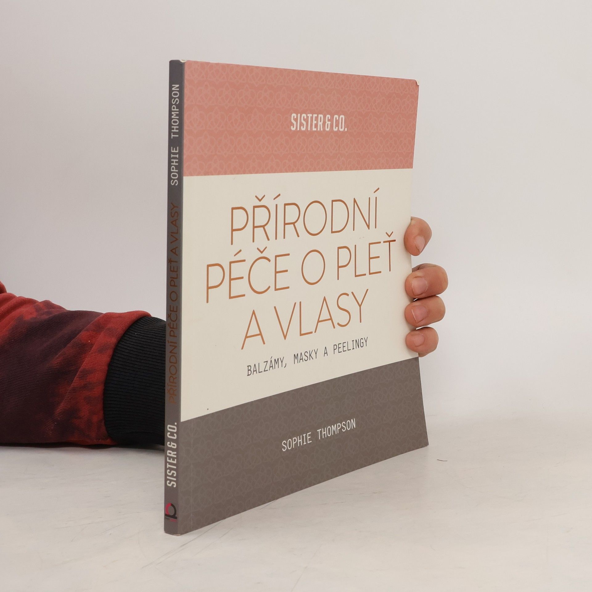 Sophie Thompson Přírodní péče o pleť a vlasy