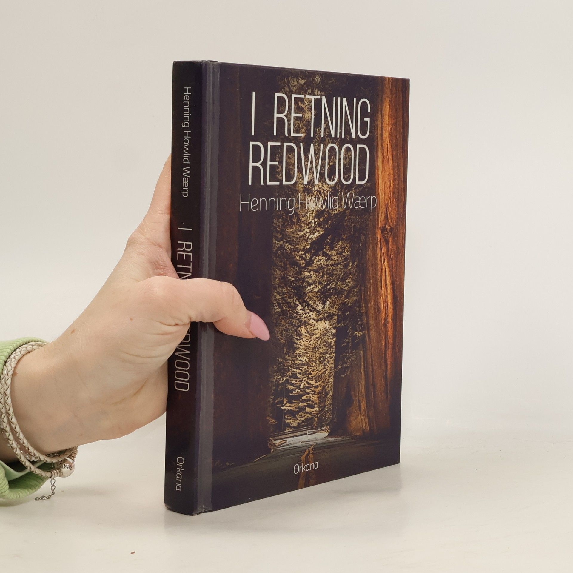 I retning Redwood. Roman