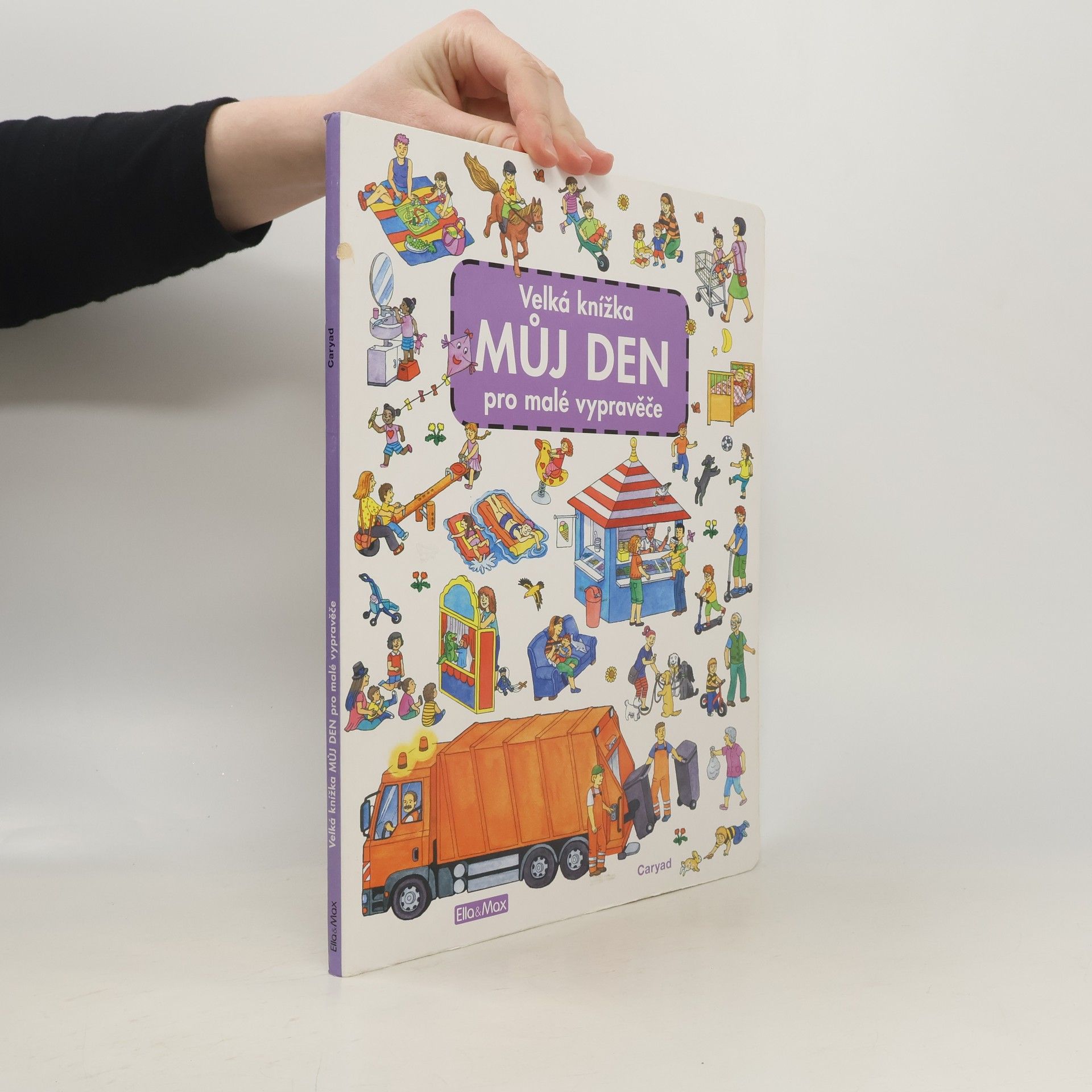 Caryad Můj den : velká knížka pro malé vypravěče