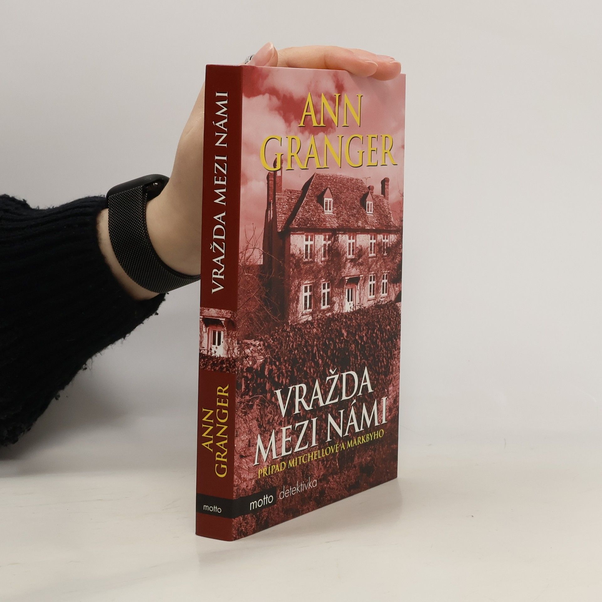 Ann Granger Vražda mezi námi