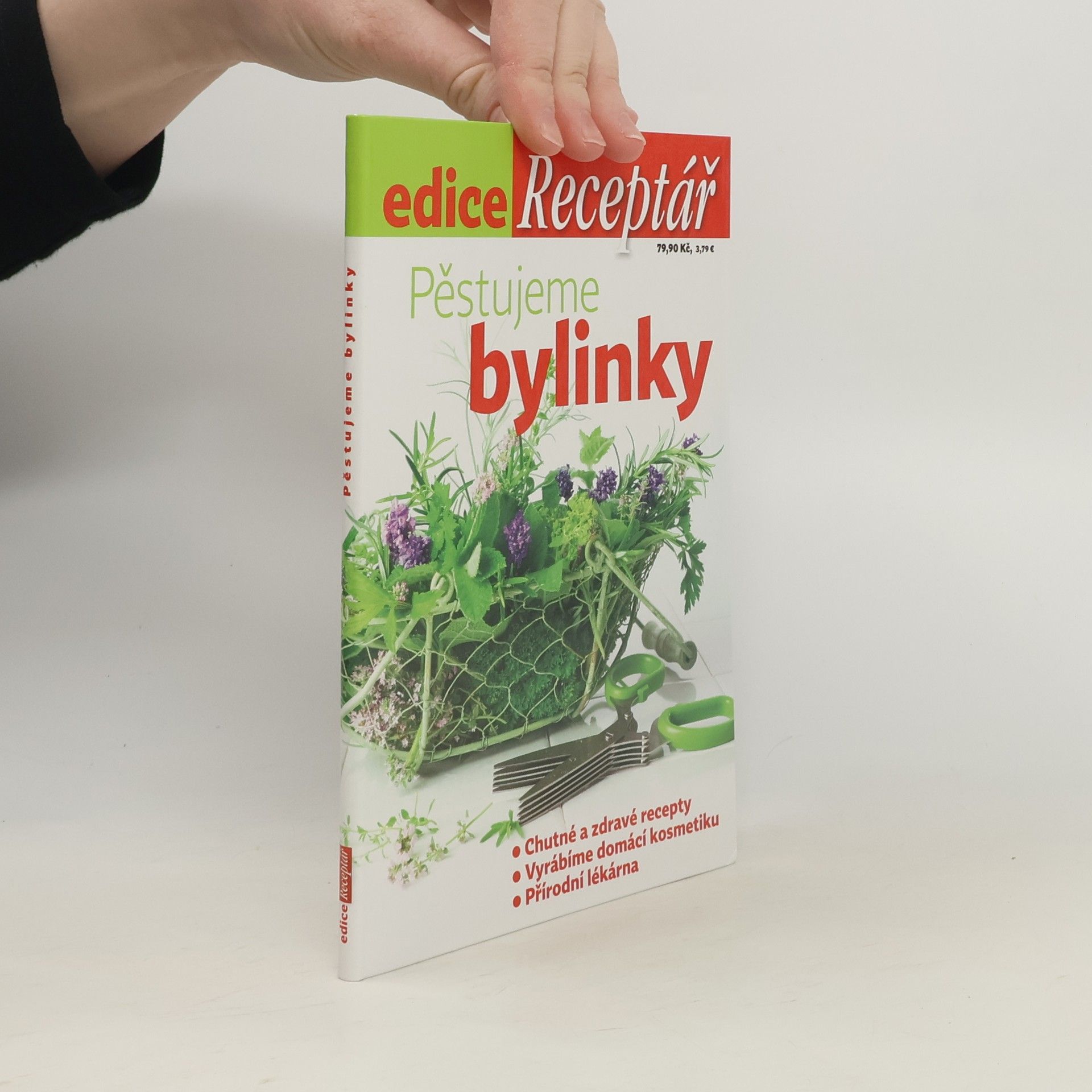 Kolektív autorov Pěstujeme bylinky