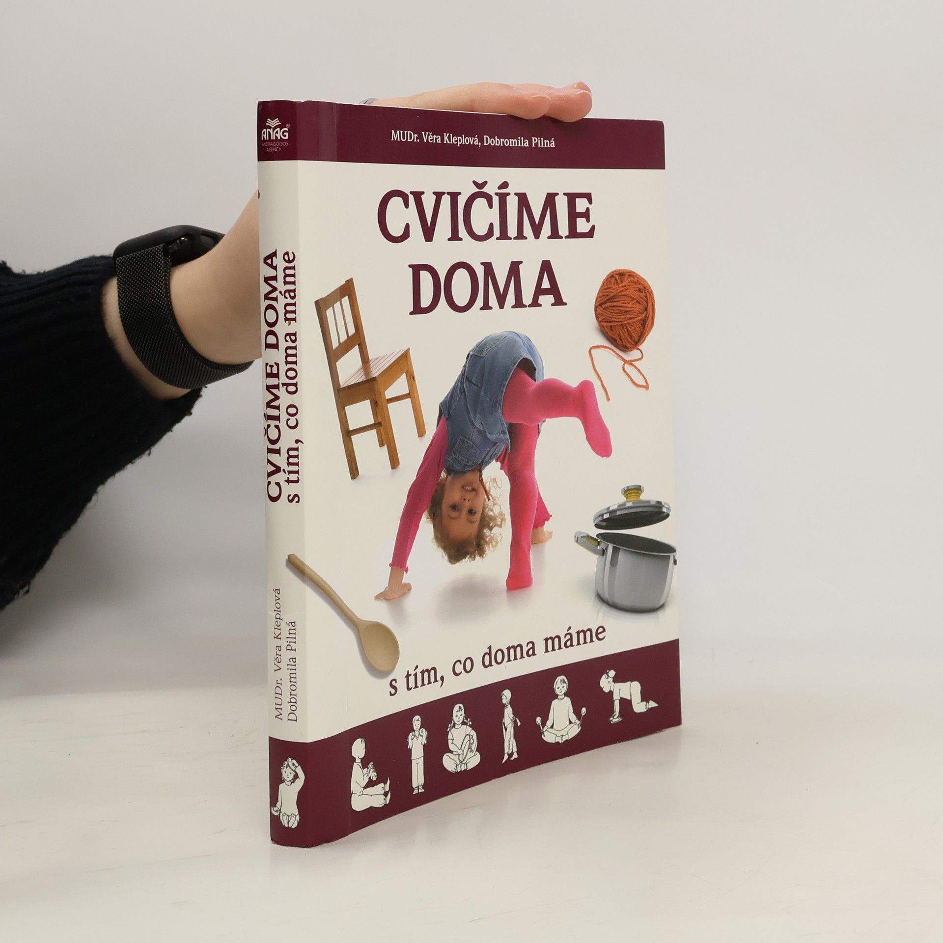 Cvičíme doma s tím, co doma máme