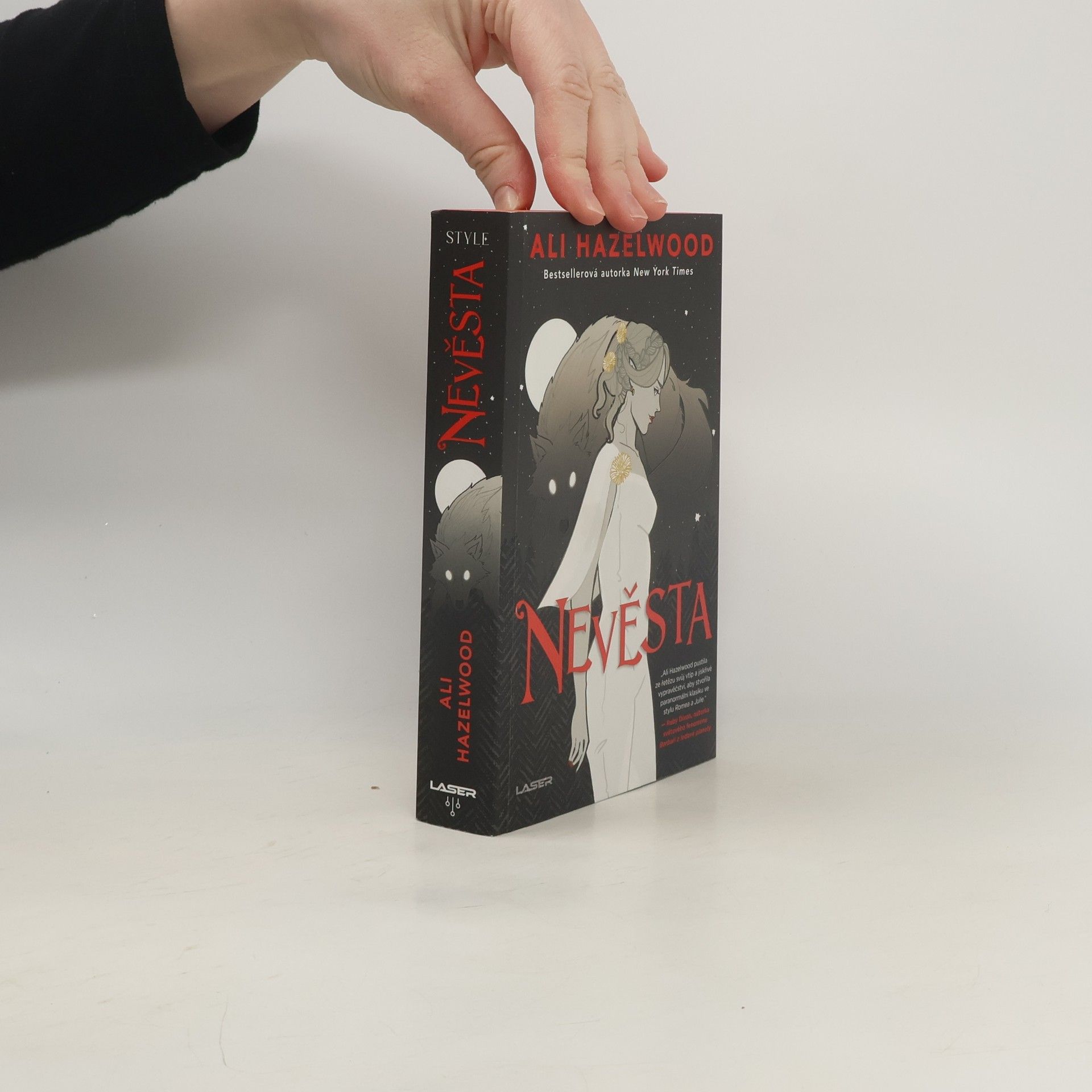 Ali Hazelwood Nevěsta