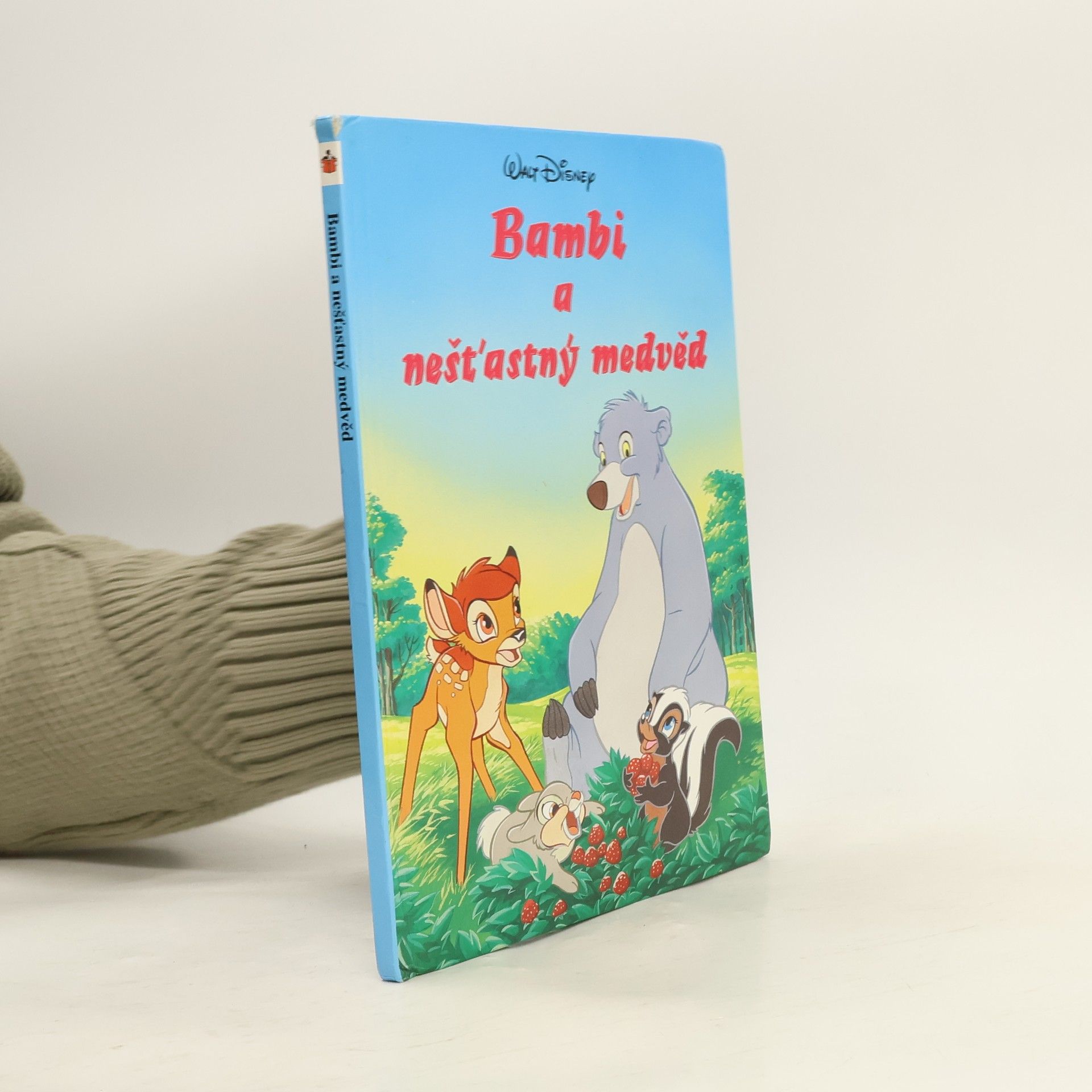 Walt Disney Bambi a nešťastný medvěd