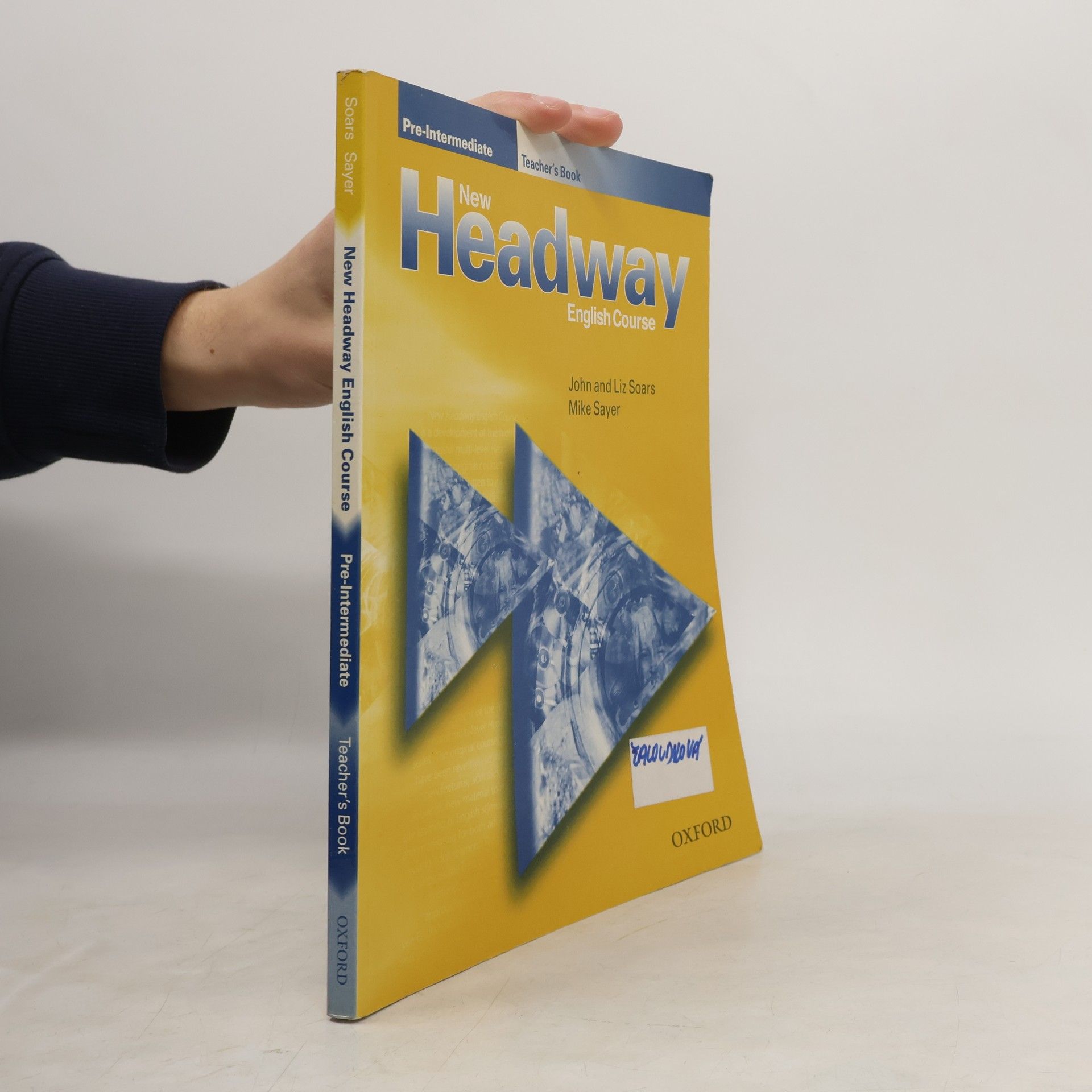 John Soars New headway English course : pre-intermediate : teacher’s book