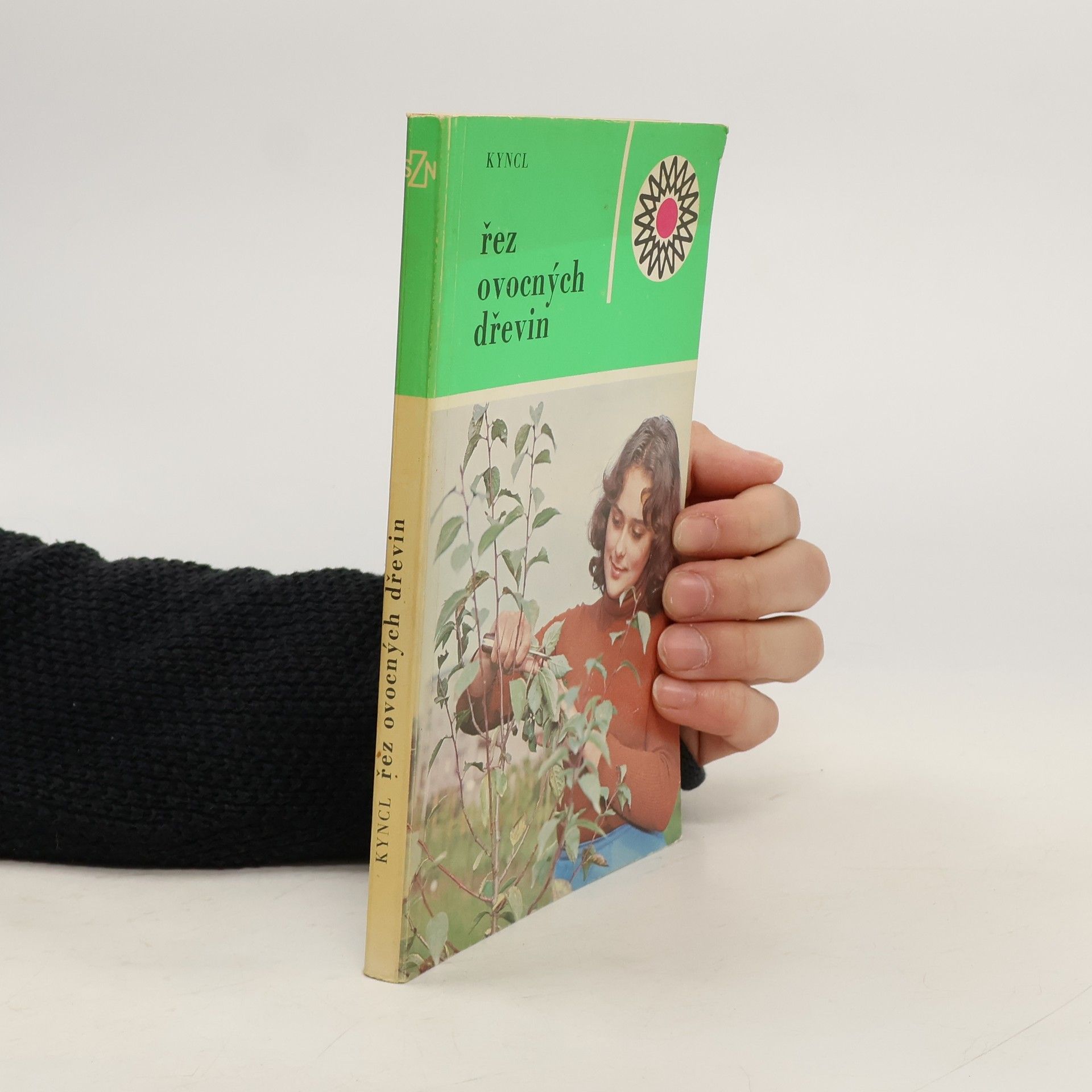 František Kyncl Řez ovocných dřevin