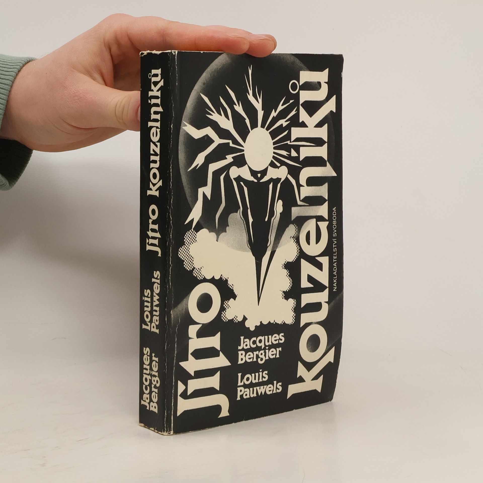 Louis Pauwels Jitro kouzelníků