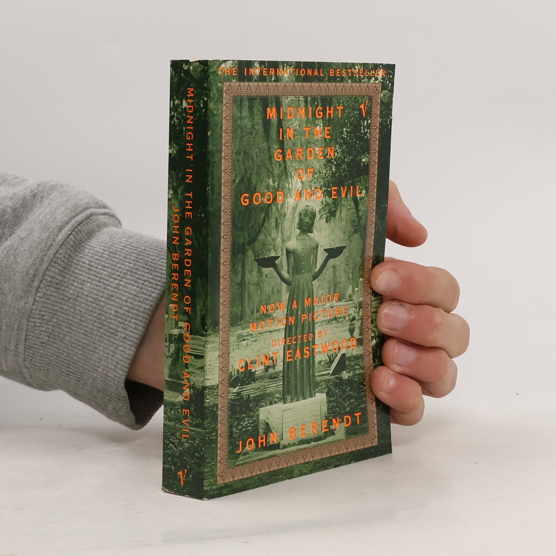 Midnight in the Garden of Good and Evil