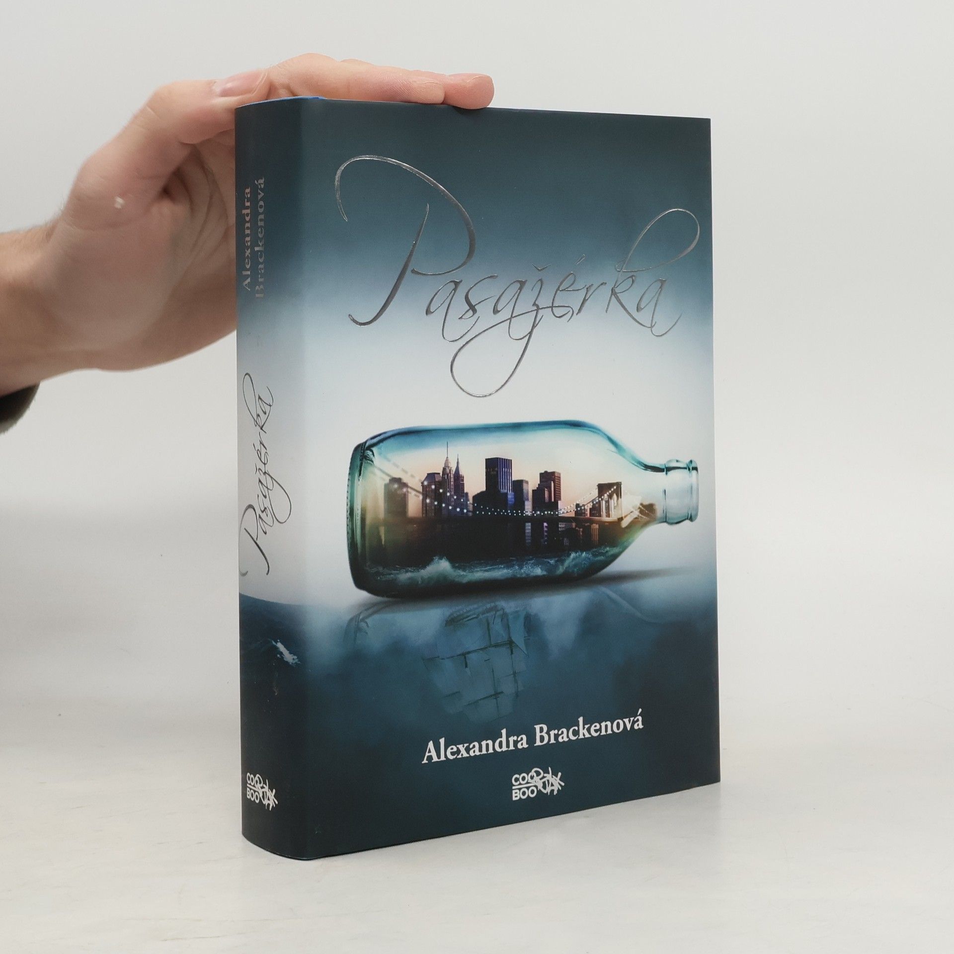 Alexandra Bracken Pasažérka