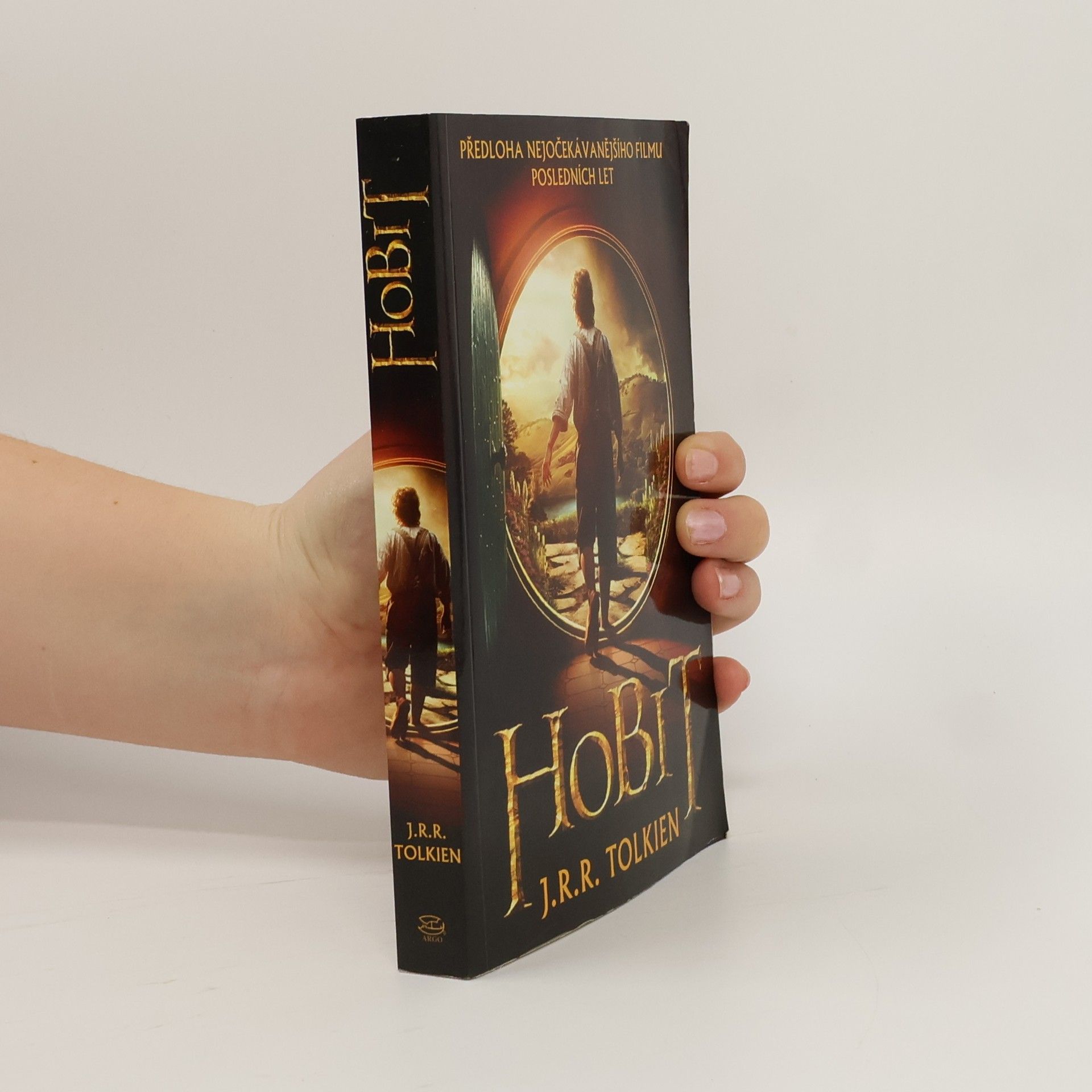 J. R. R. Tolkien Hobit, aneb, Cesta tam a zase zpátky