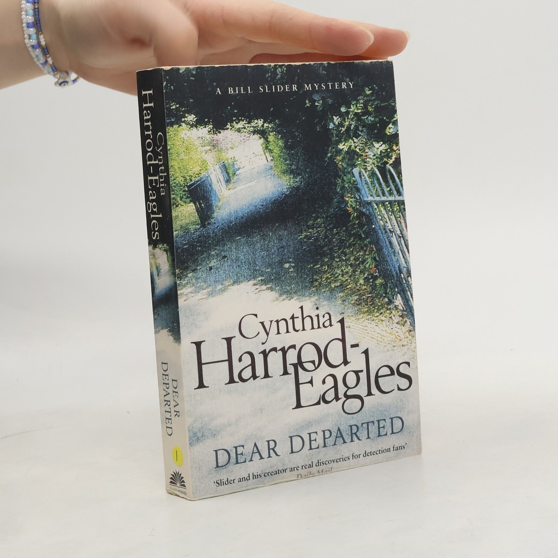 Cynthia Harrod-Eagles A Bill Slider Mystery - 1: Dear Departed