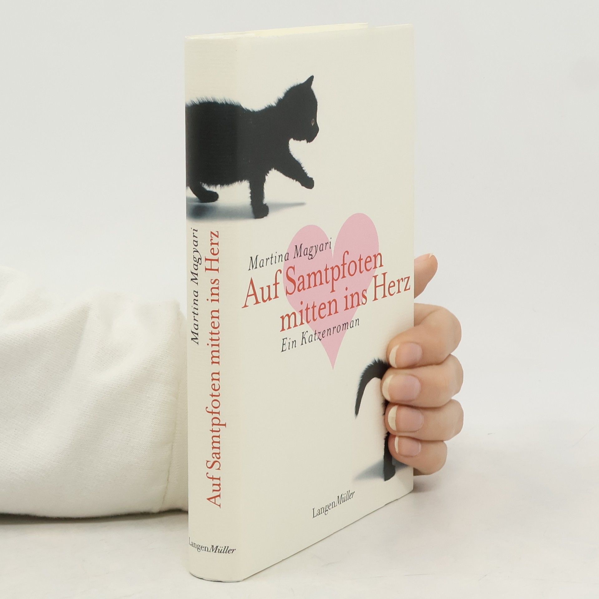 Martina Magyari Auf Samtpfoten mitten ins Herz