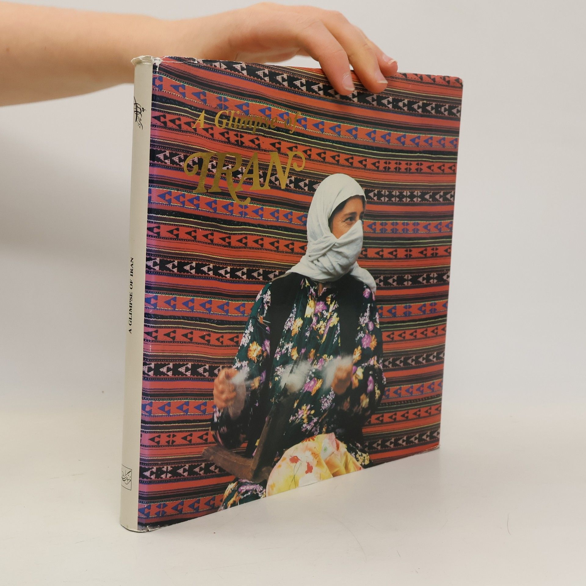 AA.VV. A Glimpse of Iran