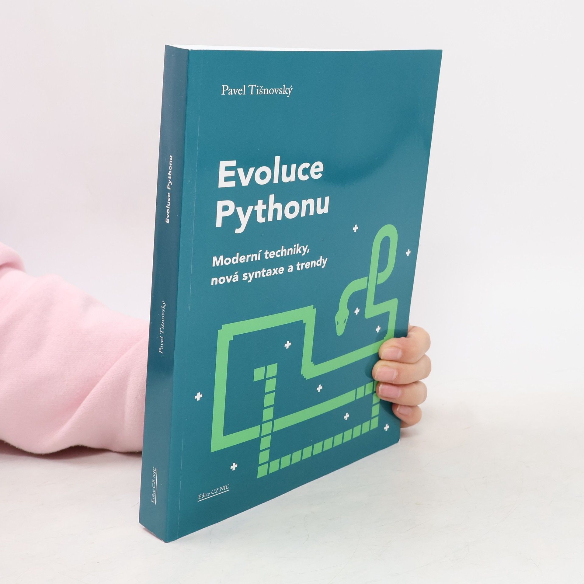 Evoluce Pythonu - Moderní techniky, nová syntaxe a trendy