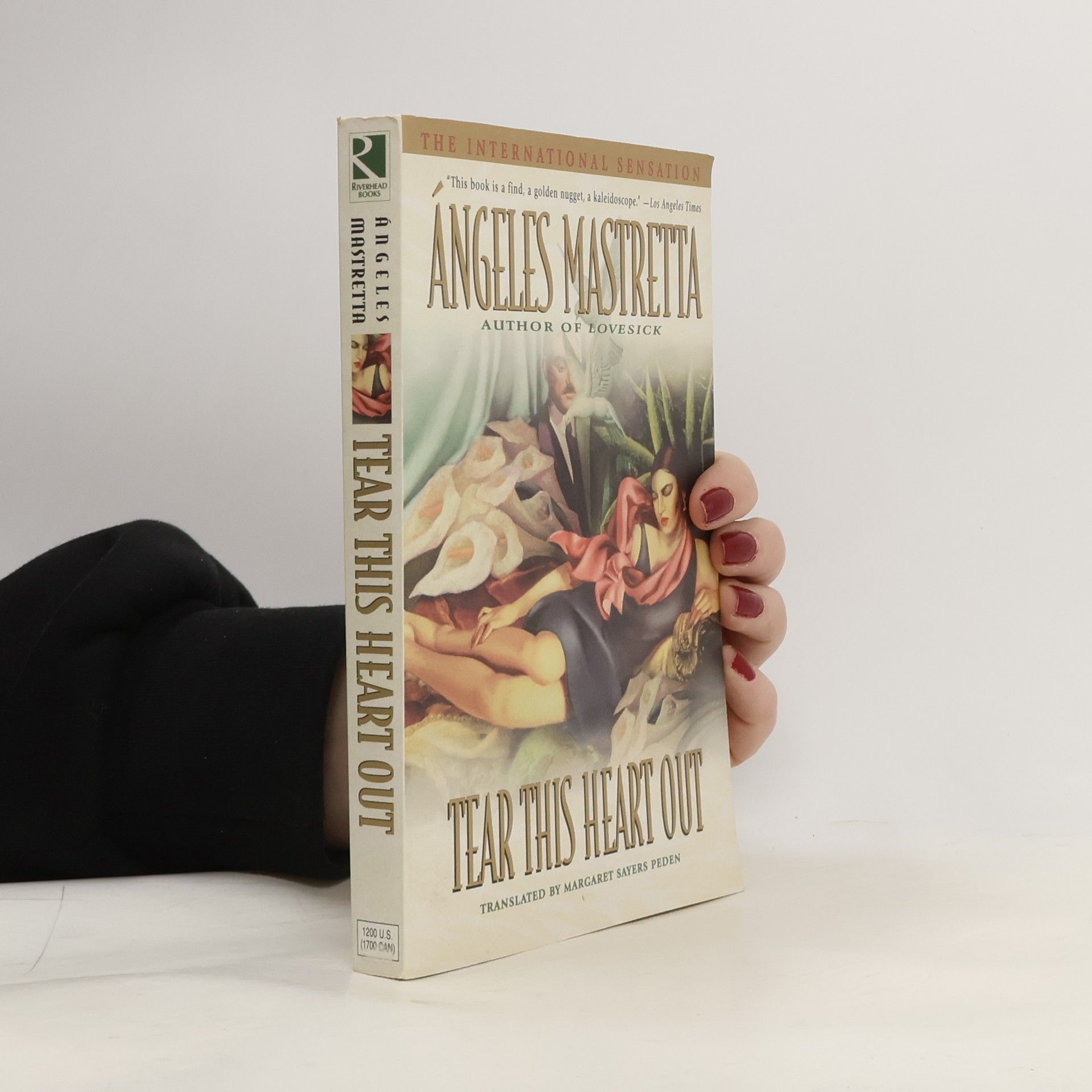 A. ngeles Mastretta Tear This Heart Out