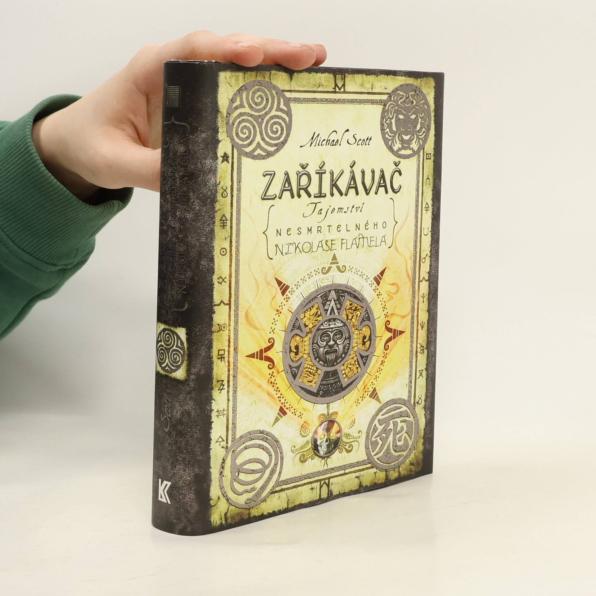 Michael Scott Zaříkávač. Tajemství nesmrtelného Nikolase Flamela. Díl 4.