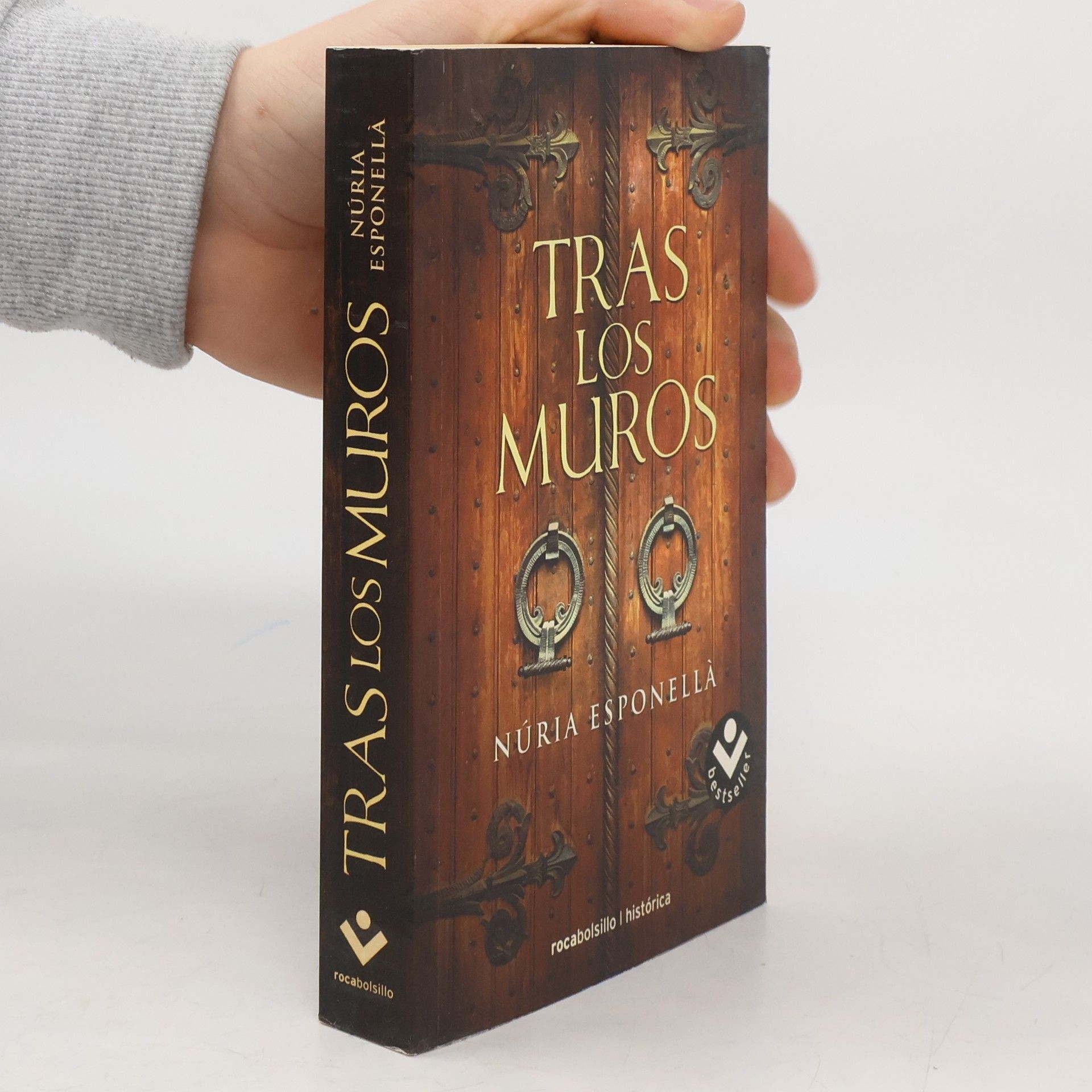 Juan Carlos Gentile Vitale Histórica: Tras los muros