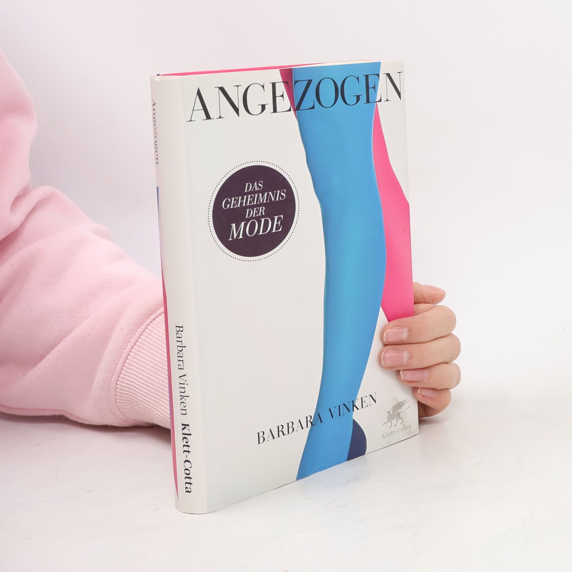 Barbara Vinken Angezogen