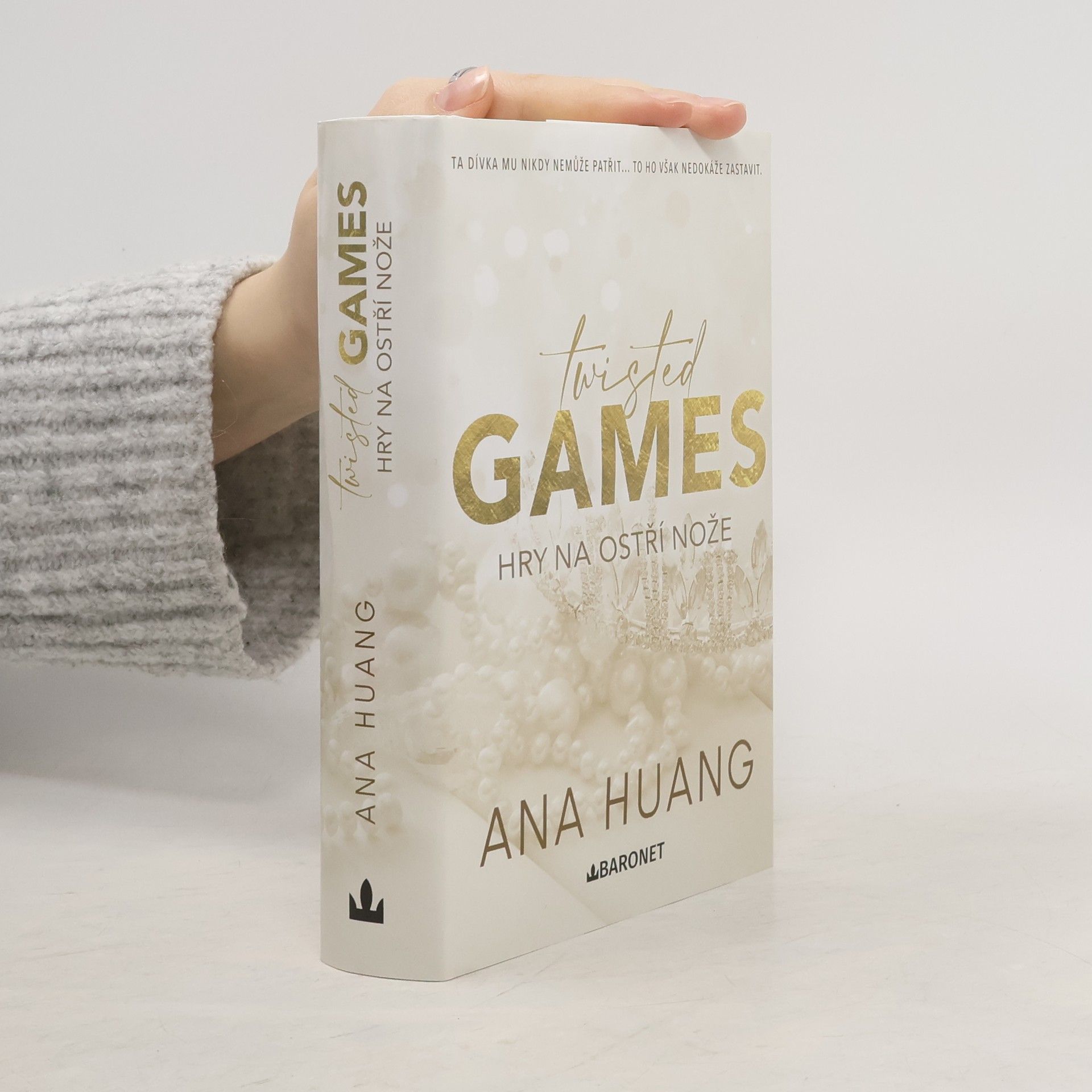 Ivana Dresia Twisted games. Hry na ostří nože