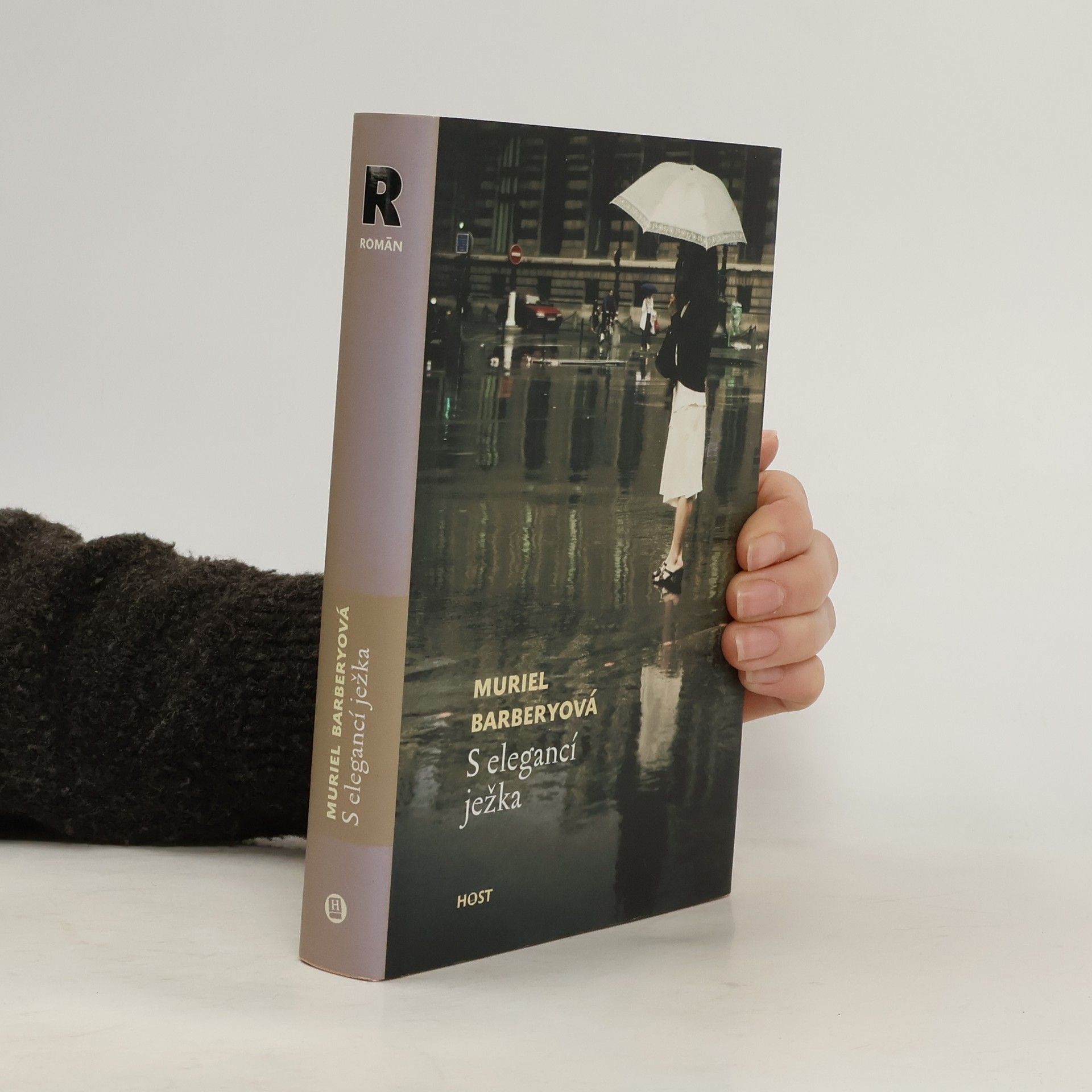 Muriel Barbery S elegancí ježka