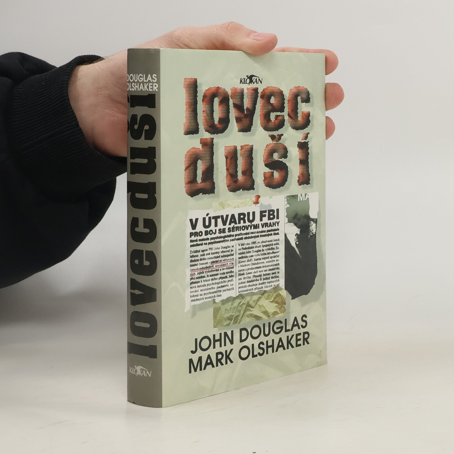 John Douglas Lovec duší