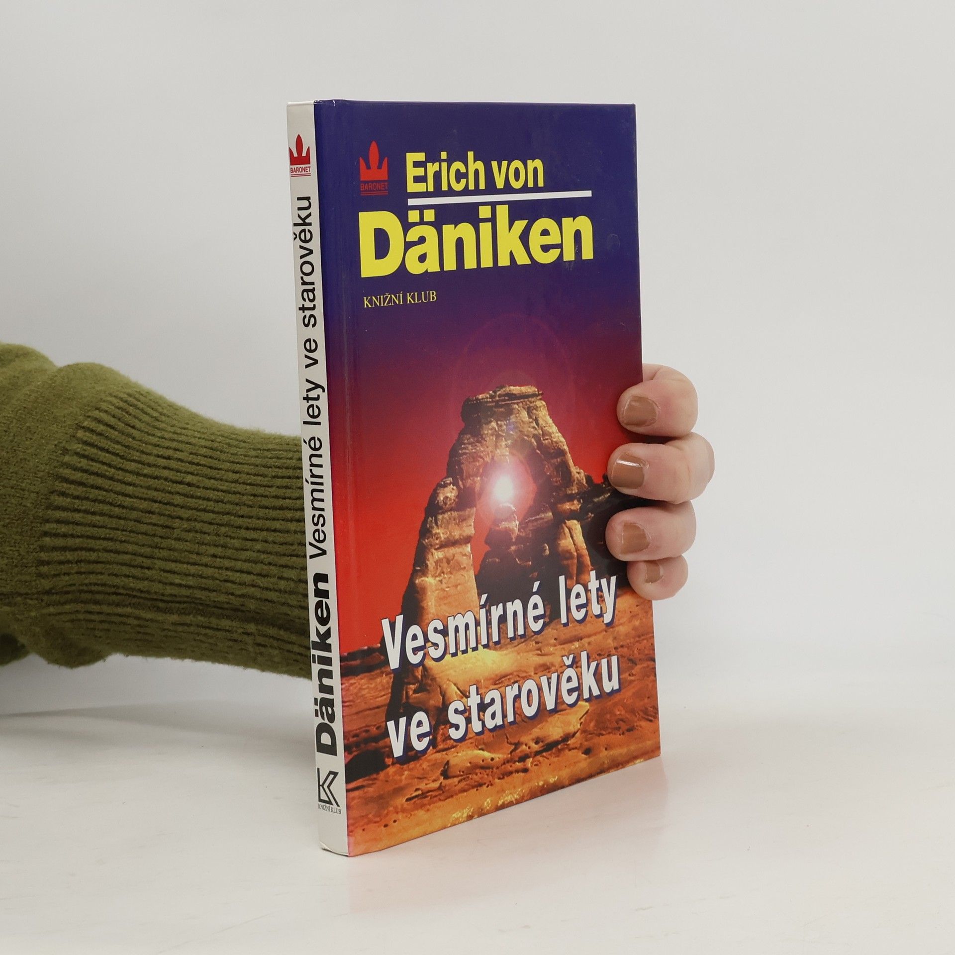 Erich von Däniken Vesmírné lety ve starověku