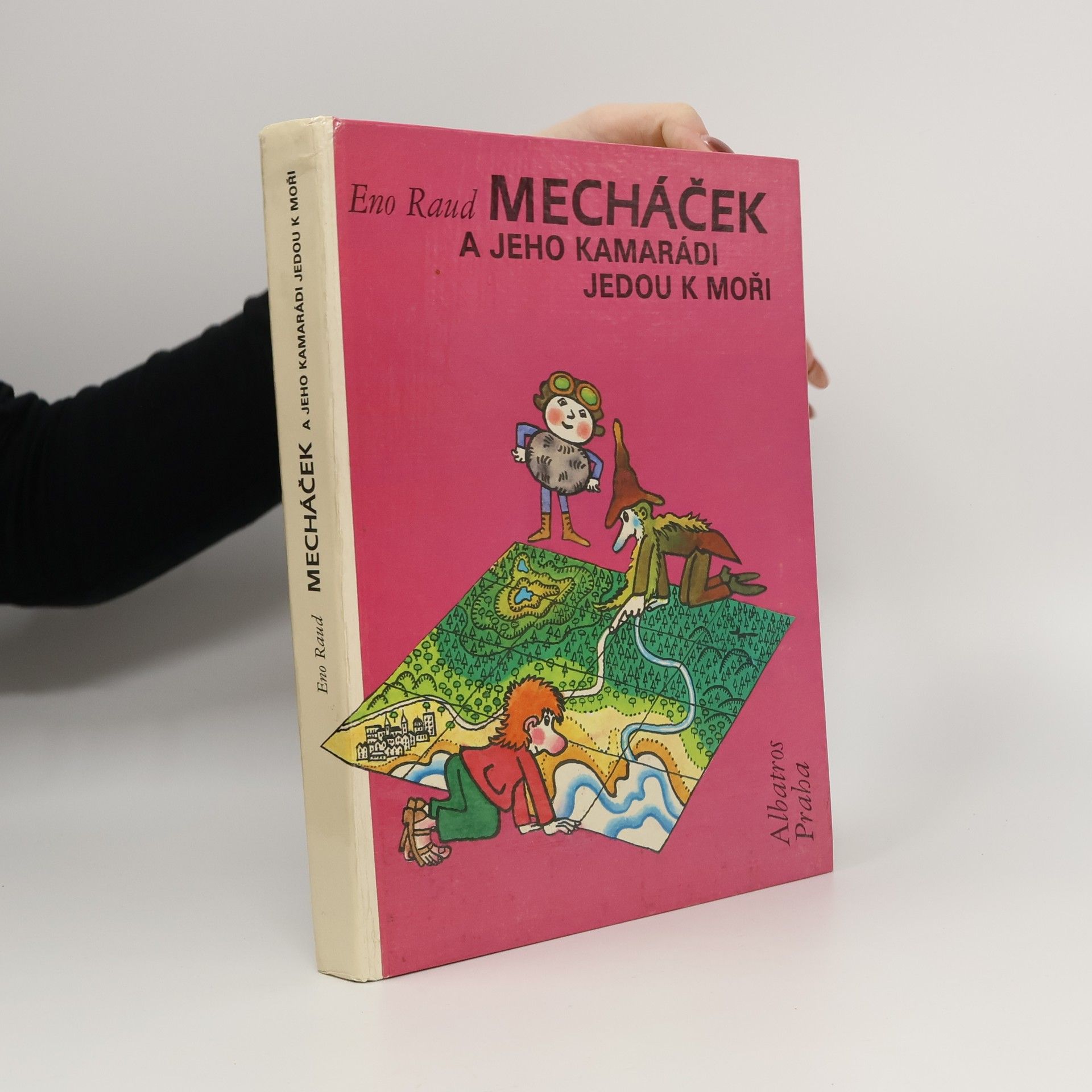 Eno Raud Mecháček a jeho kamarádi jedou k moři