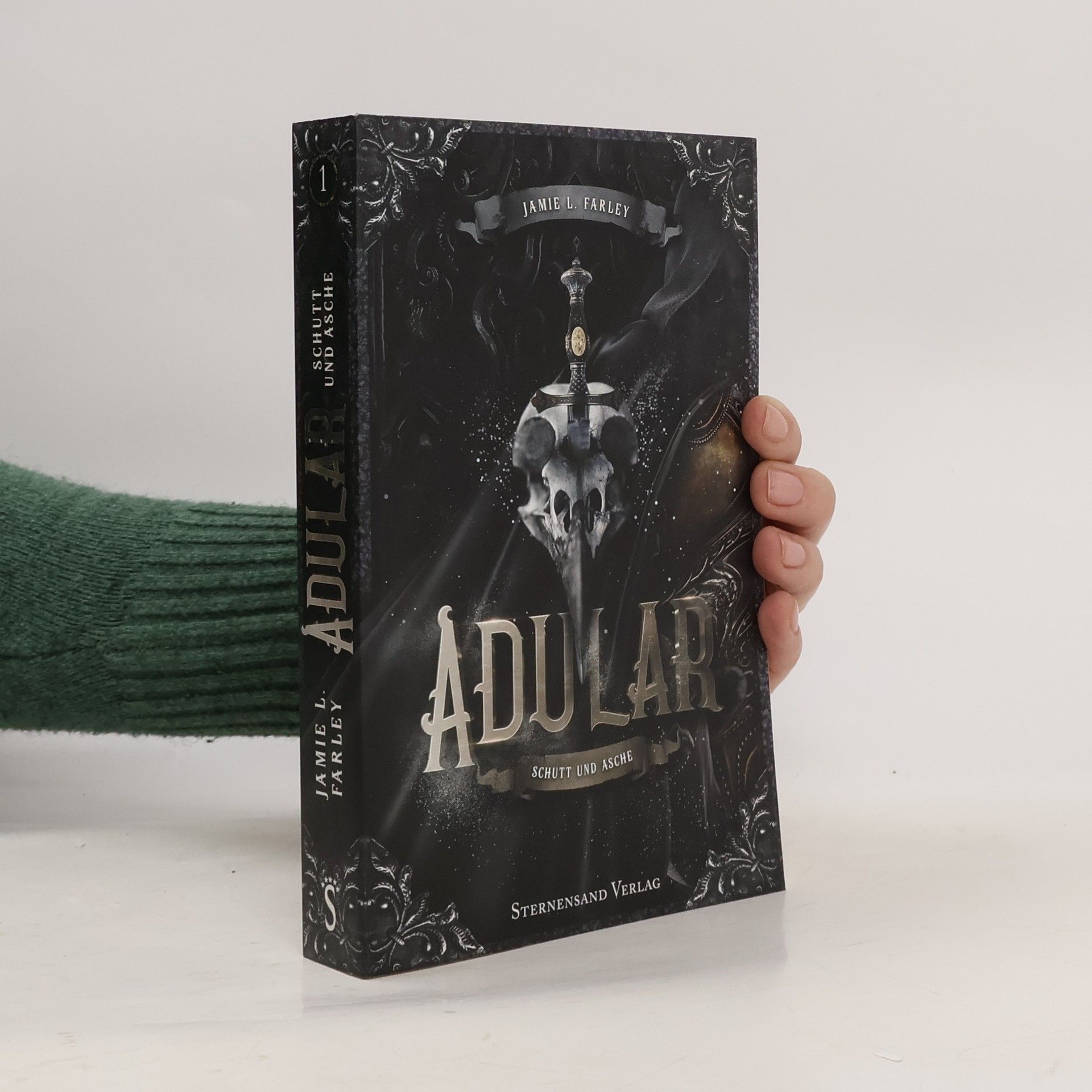 Jamie L. Farley Schutt und Asche