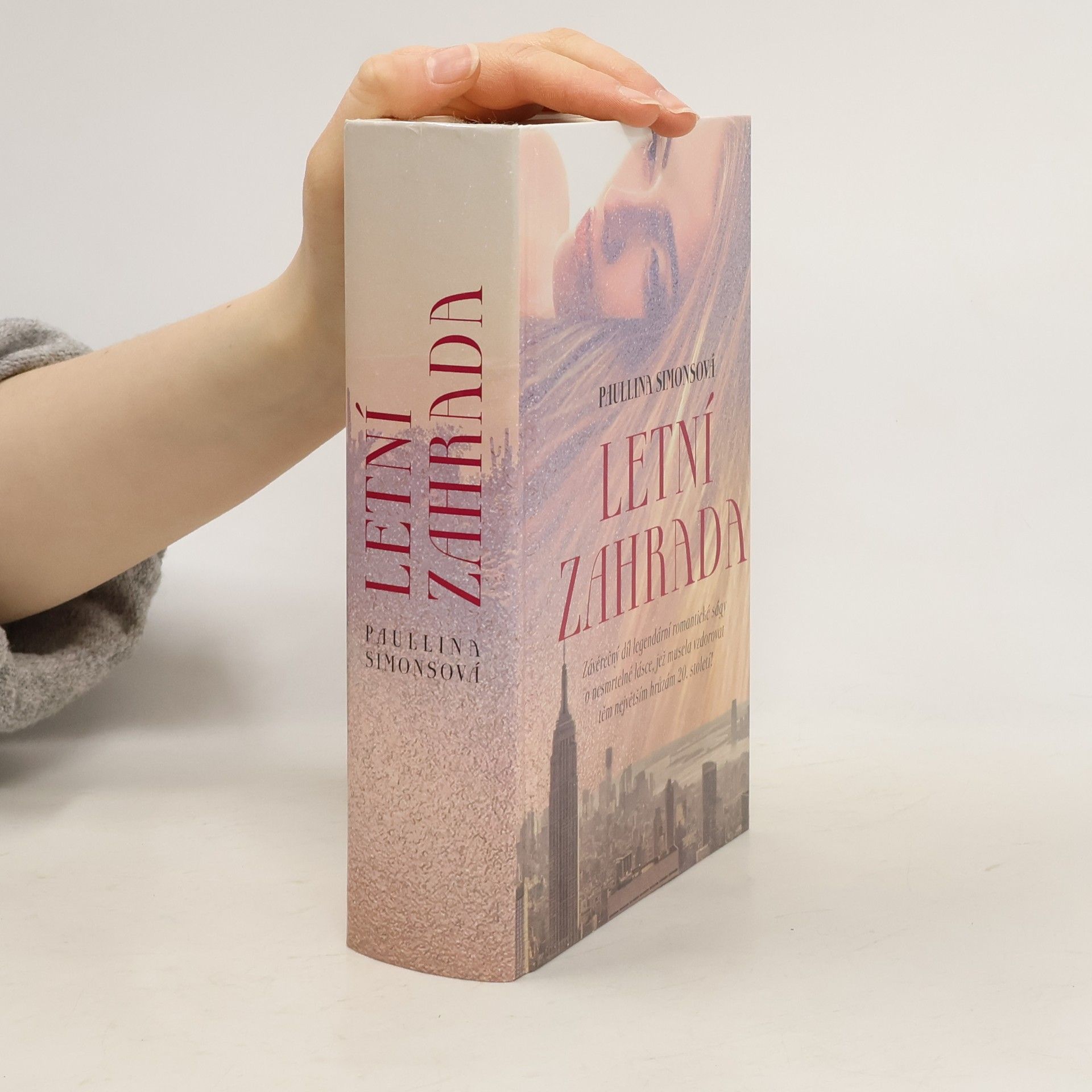 Paullina Simonsová Letní zahrada