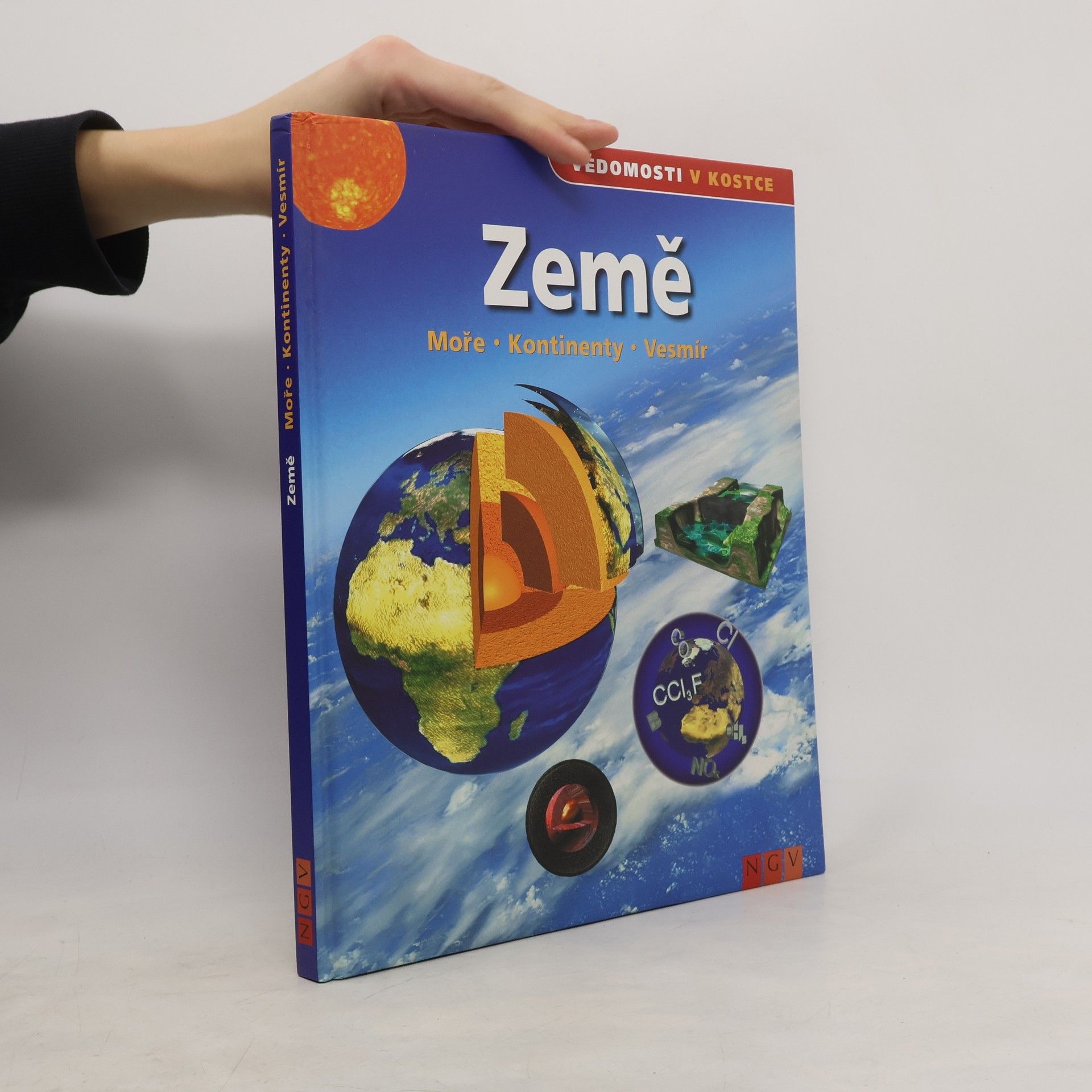 AA.VV. Země. Moře. Kontinenty. Vesmír