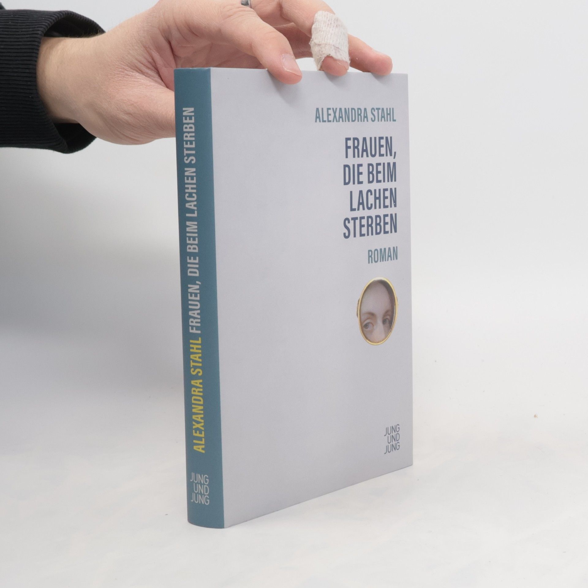 Frauen, die beim Lachen sterben