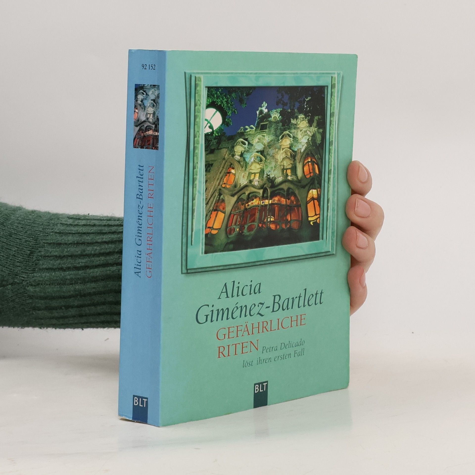 Sybille Martin Gefährliche Riten : Petra Delicado löst ihren ersten Fall