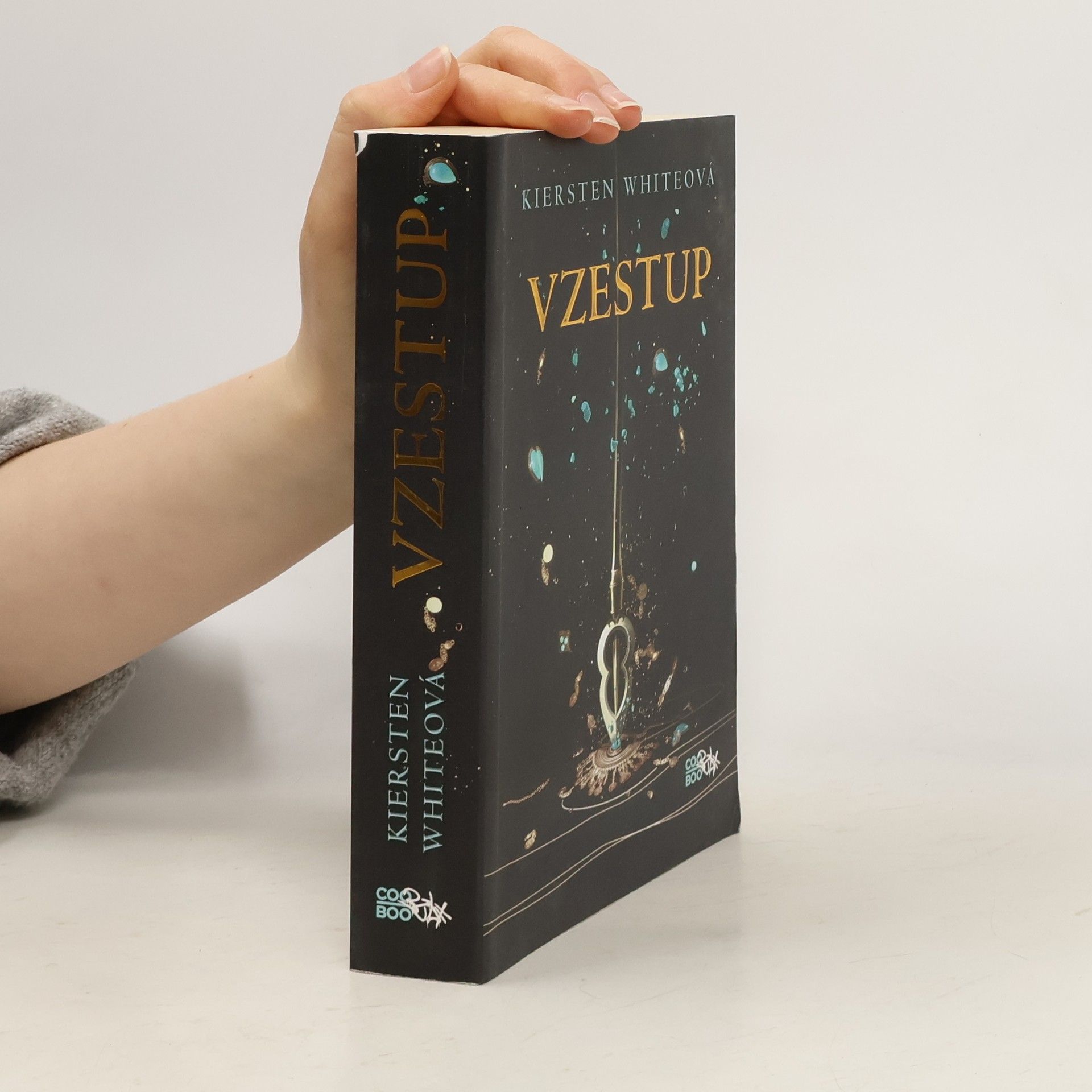 Kiersten White Vzestup: Dobyvatelská sága 2