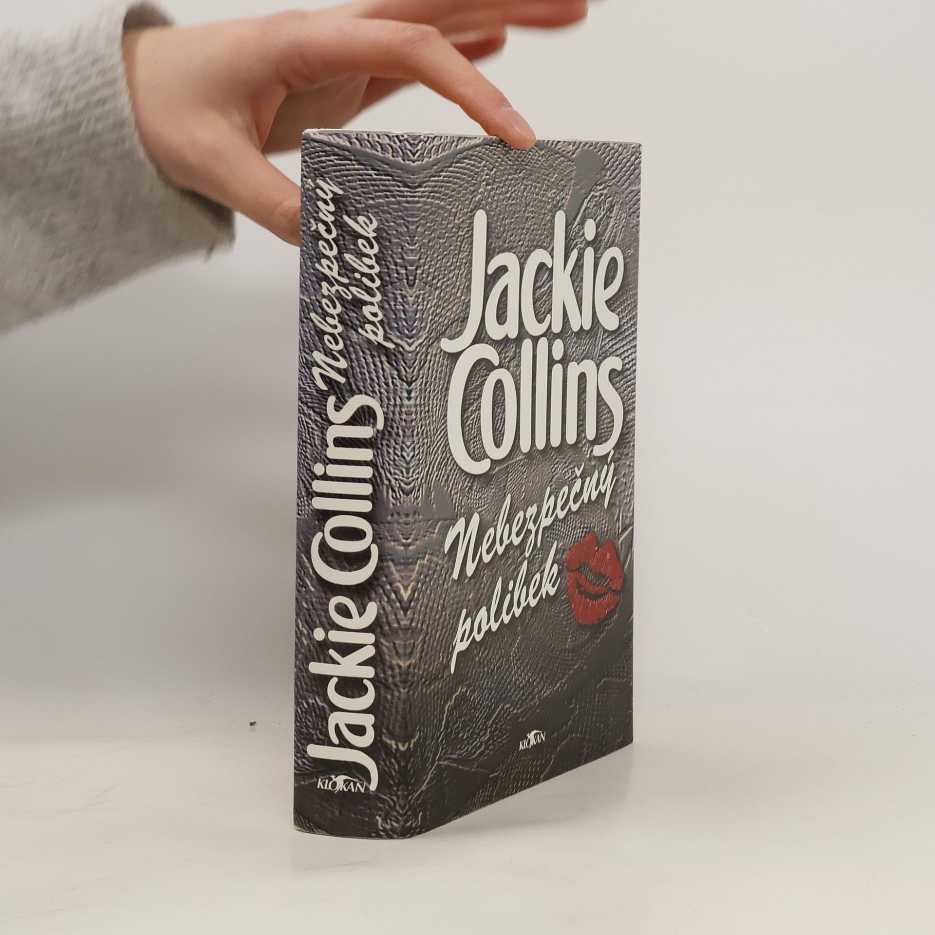 Jackie Collinsová Nebezpečný polibek