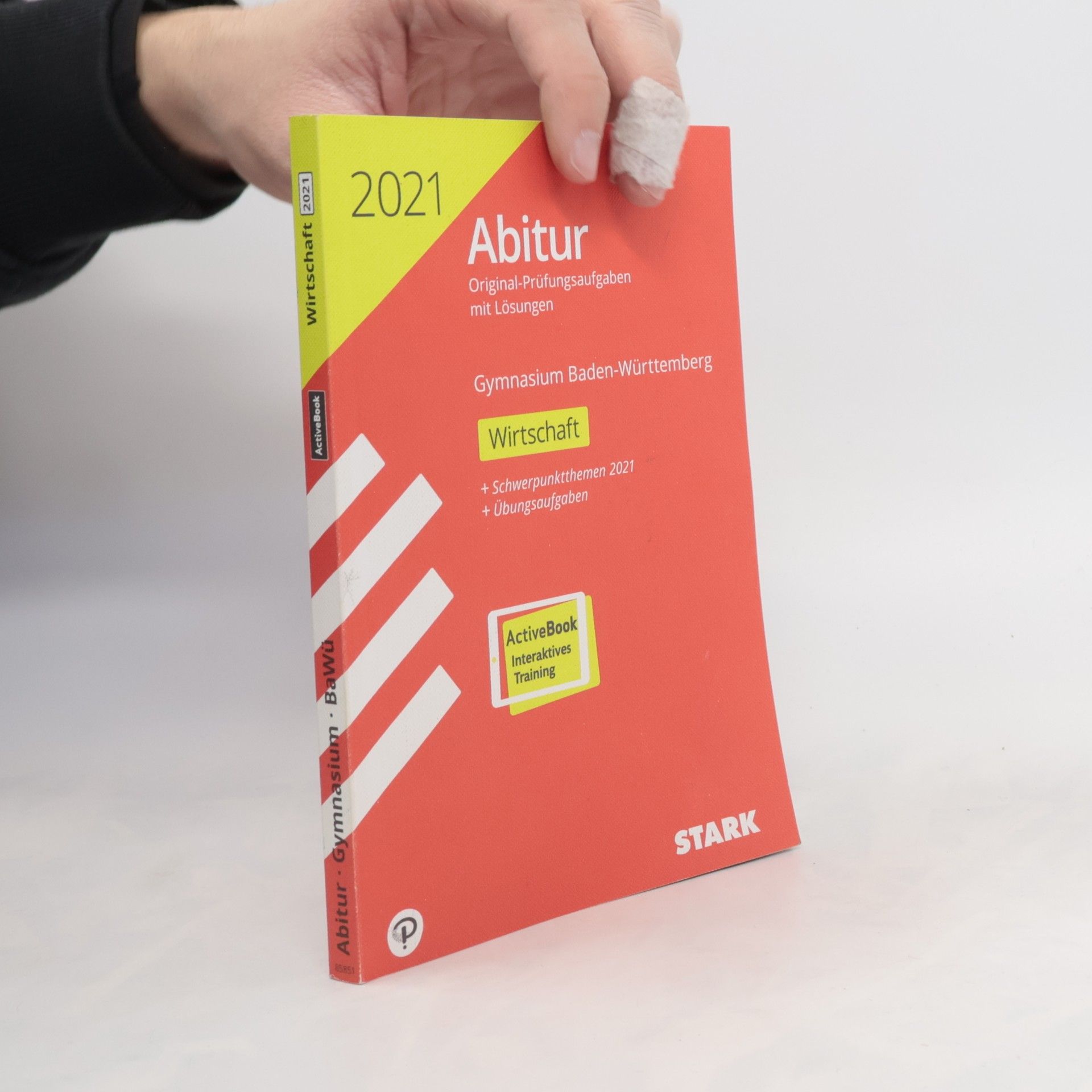 Gymnasium Baden-Württemberg Wirtschaft: Abitur - Original-Prüfungsaufgaben mit Lösungen 2021
