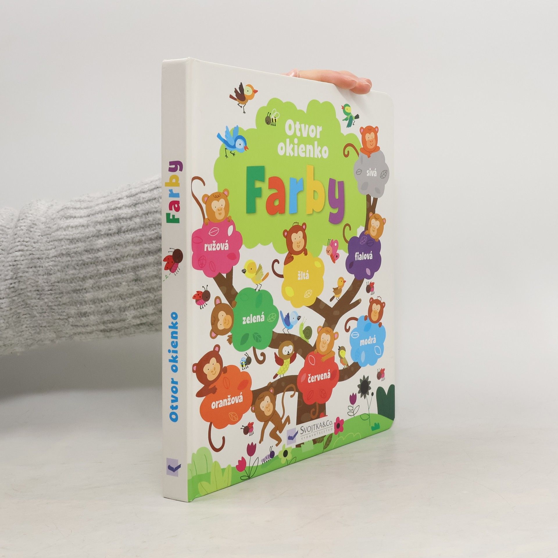 Felicity Brooks Kuk pod okienko. Farby