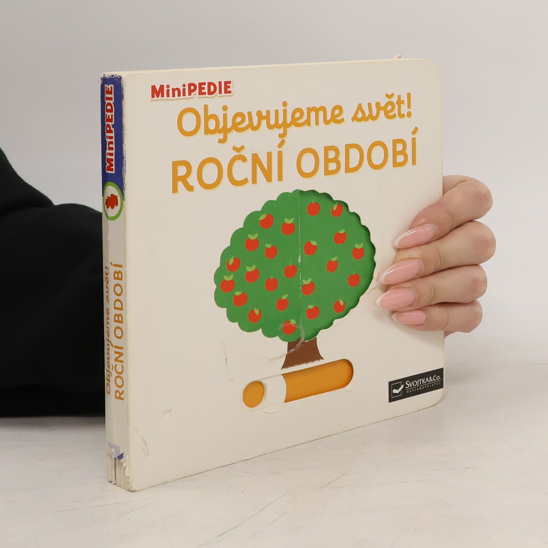 Nathalie Choux Objevujeme svět! Roční období