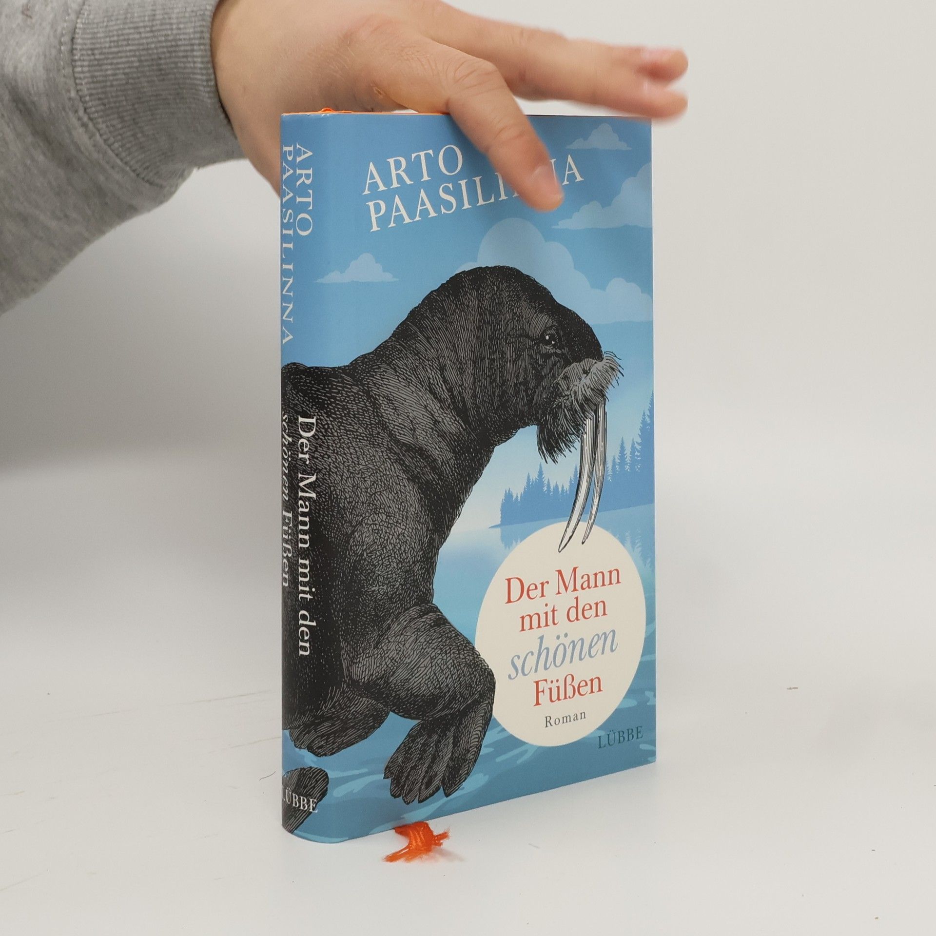 Arto Paasilinna Der Mann mit den schönen Füßen