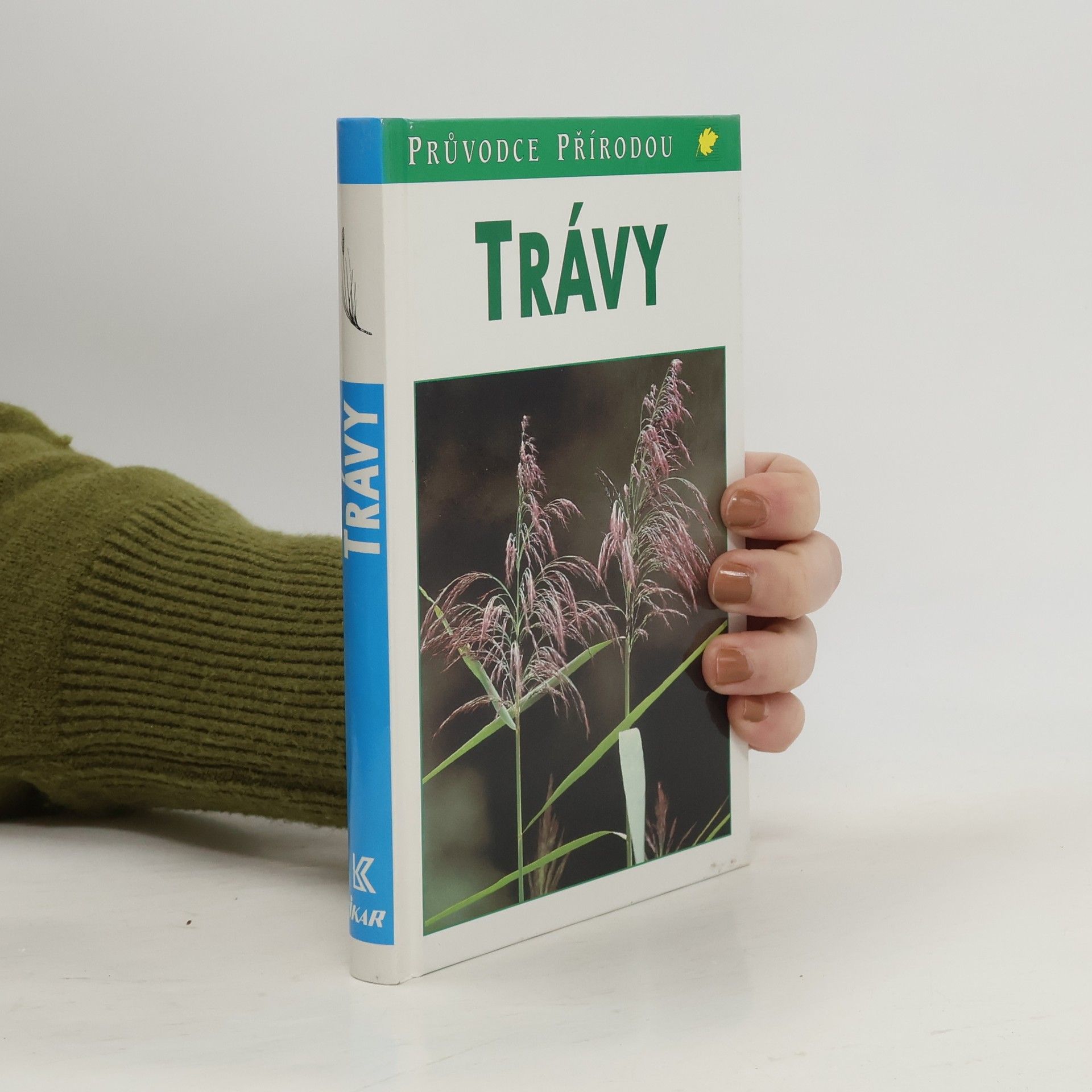 Jiří Váňa Trávy : lipnicovité, šáchorovité, sítinovité a rostliny podobné travám Evropy